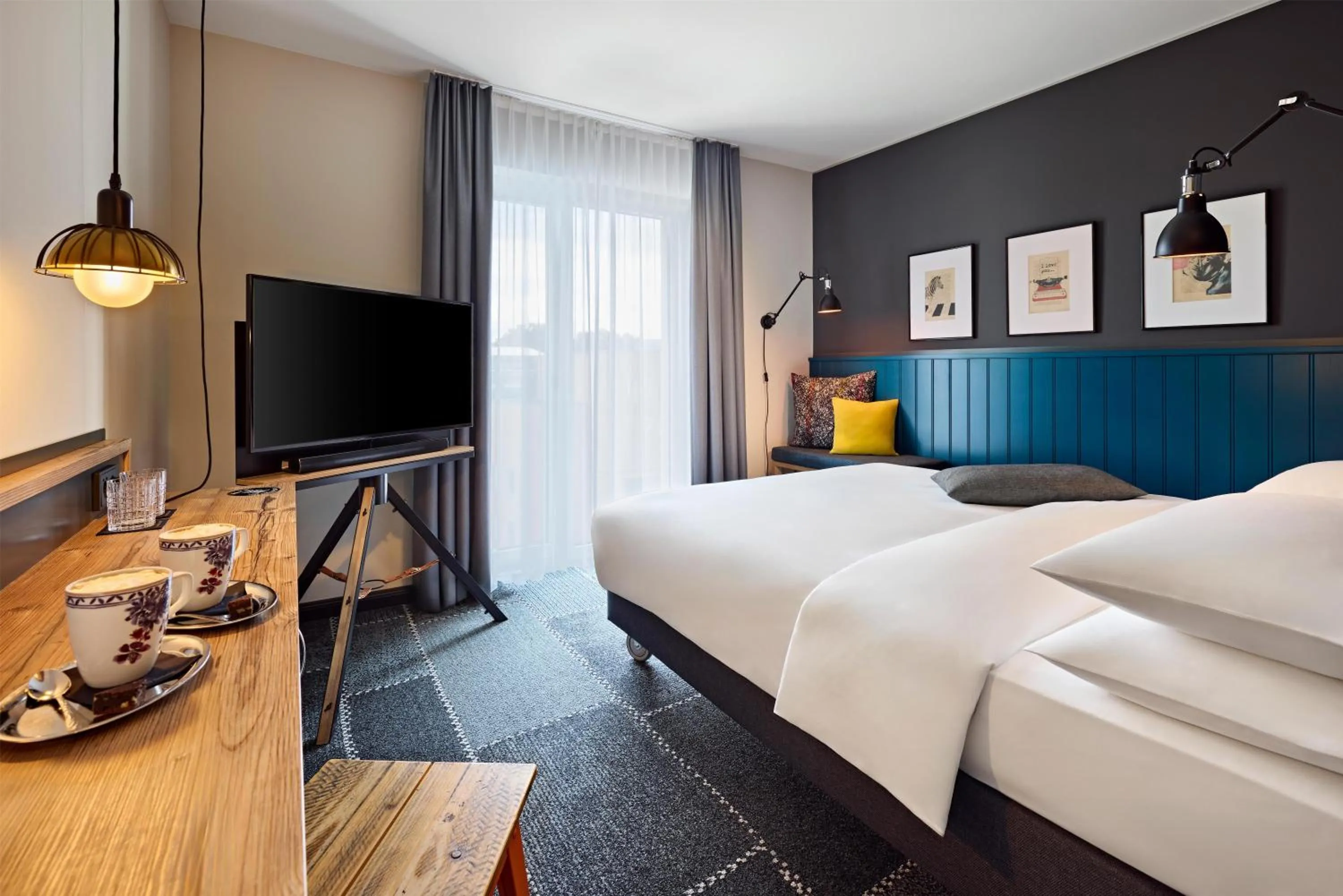 Bedroom, Bed in Me and All Hotel Mainz, by Hyatt