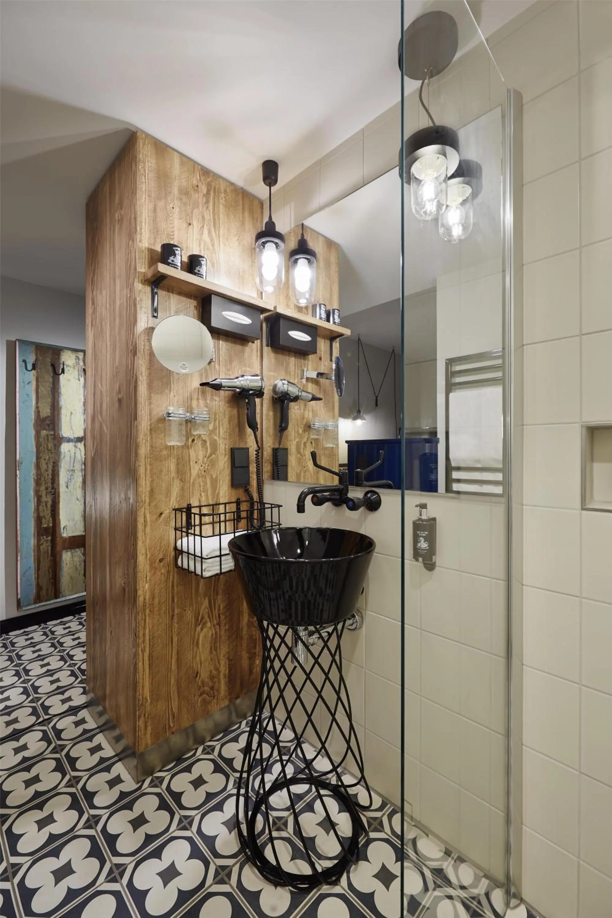 Bathroom in Me and All Hotel Mainz, by Hyatt