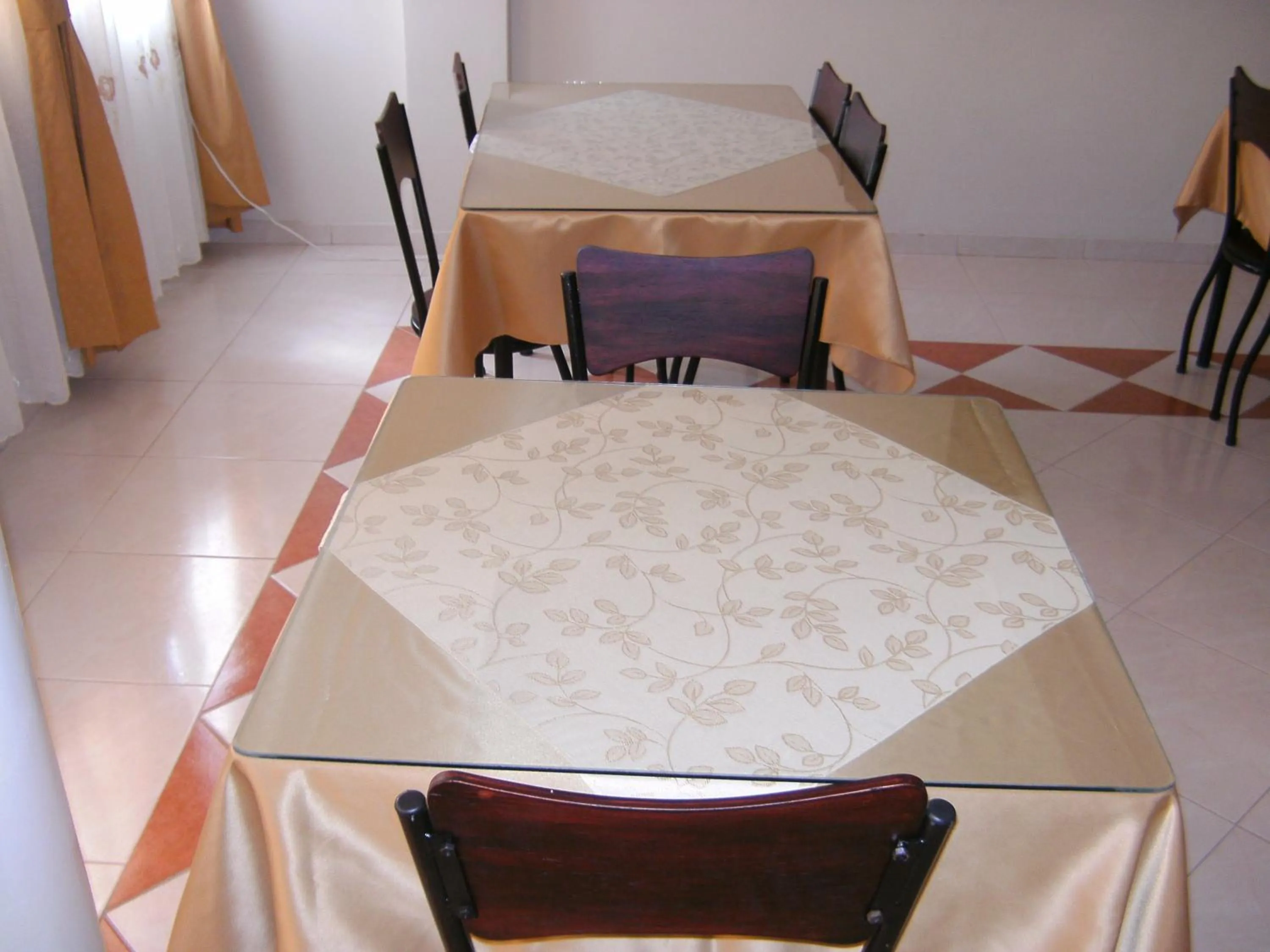 Restaurant/places to eat, Bed in Hostal Fevilamir