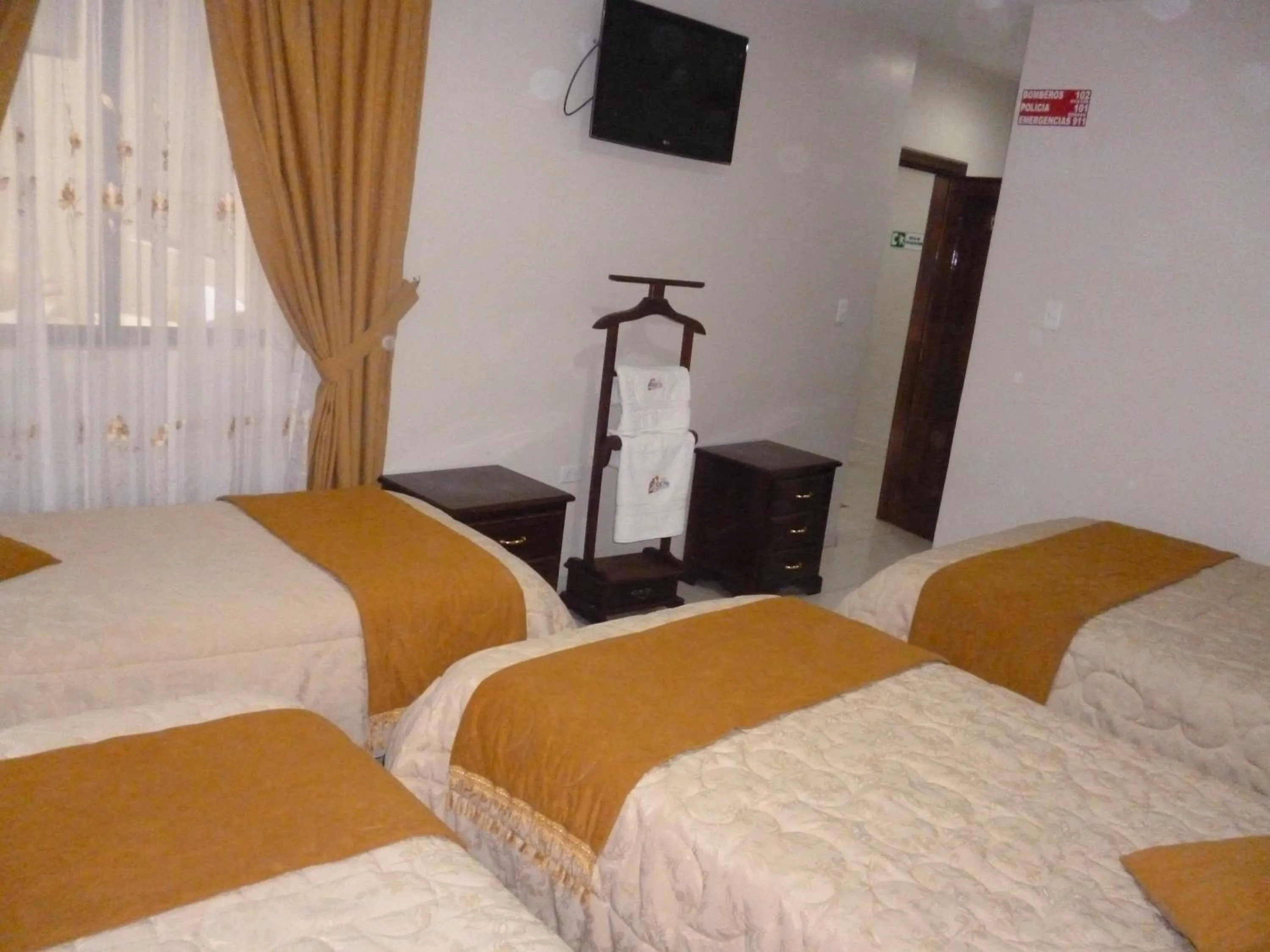 Photo of the whole room, Bed in Hostal Fevilamir
