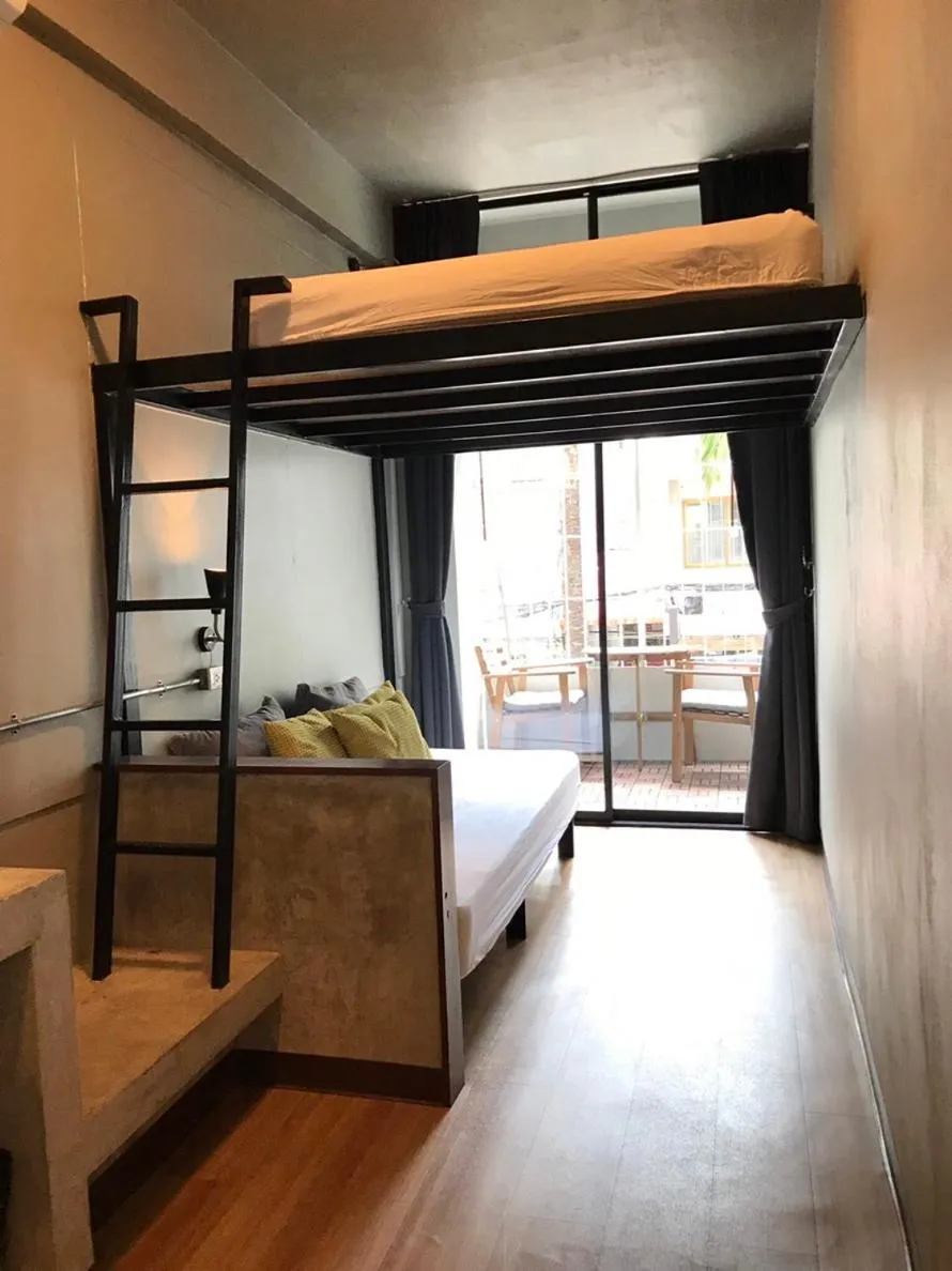 Bed in Yaksa Private