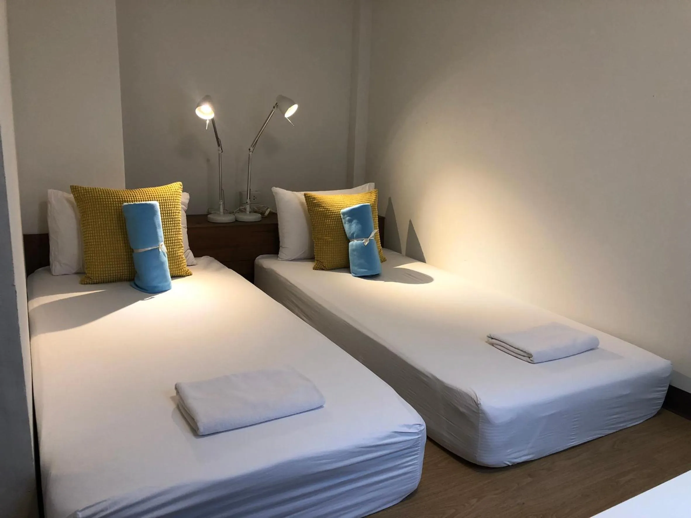 Bed in Yaksa Private