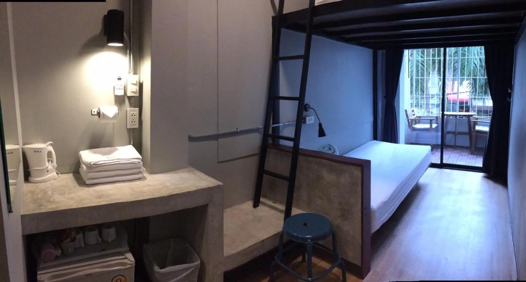 bunk bed, Bed in Yaksa Private