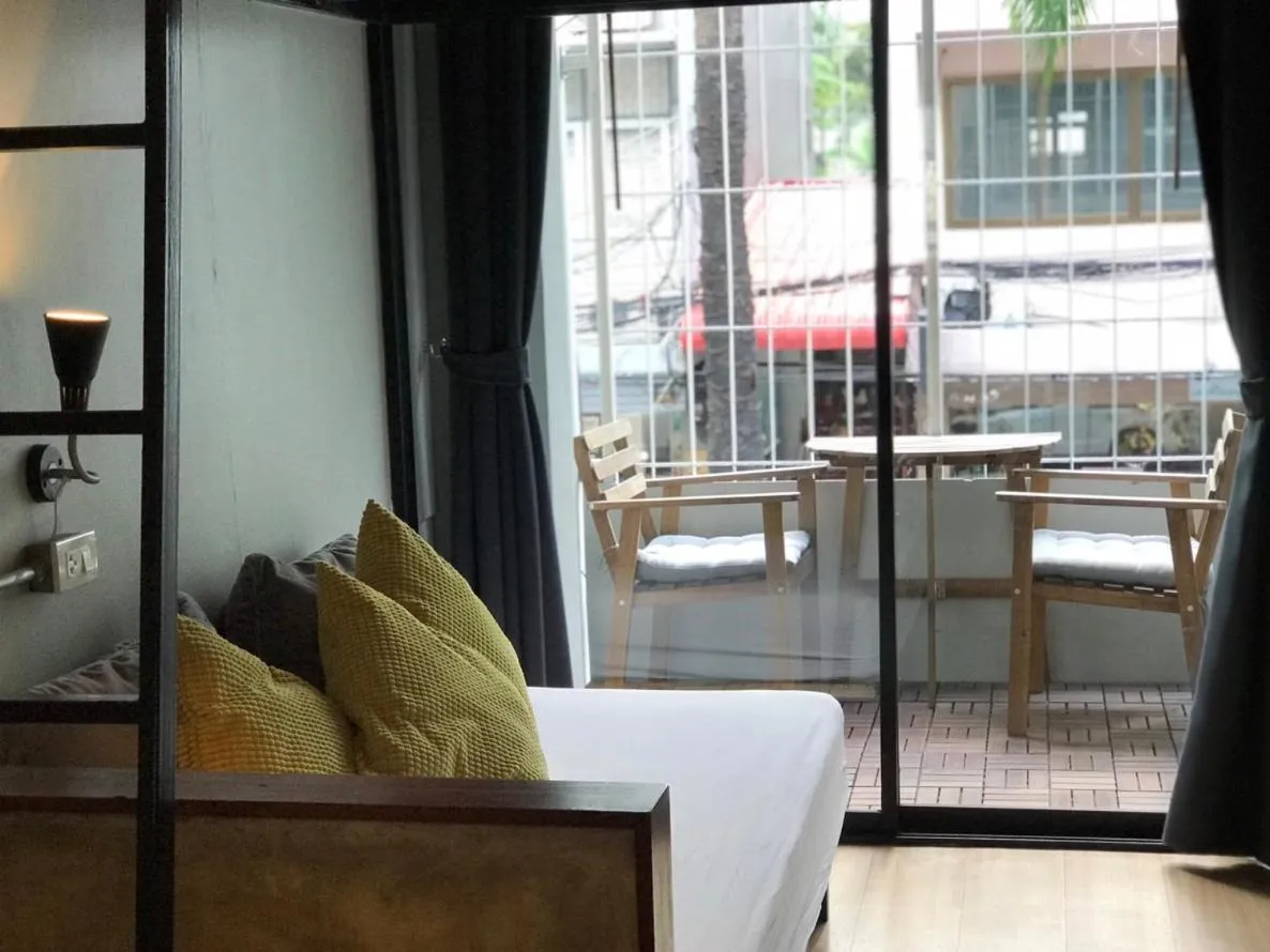 Bed in Yaksa Private