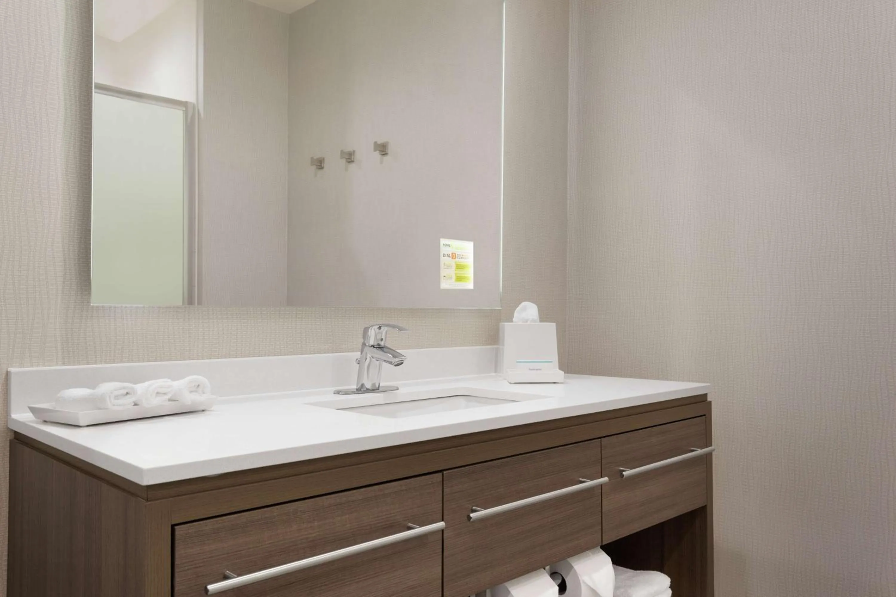 Bathroom in Home2 Suites By Hilton Columbia Harbison