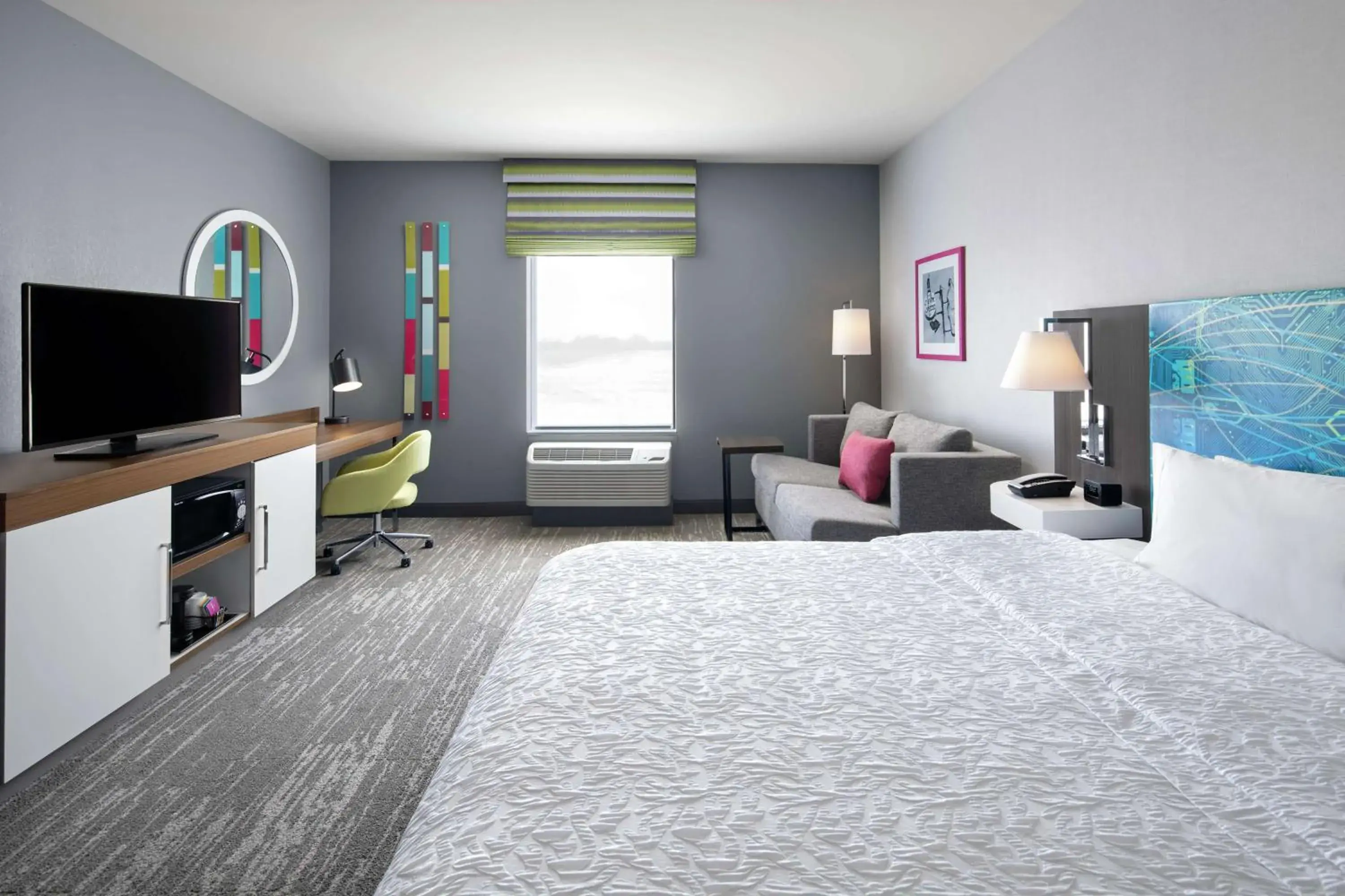 King Room with Sofa Bed in Hampton Inn Sikeston King Room with Sofa Bed in Hampton Inn Sikeston