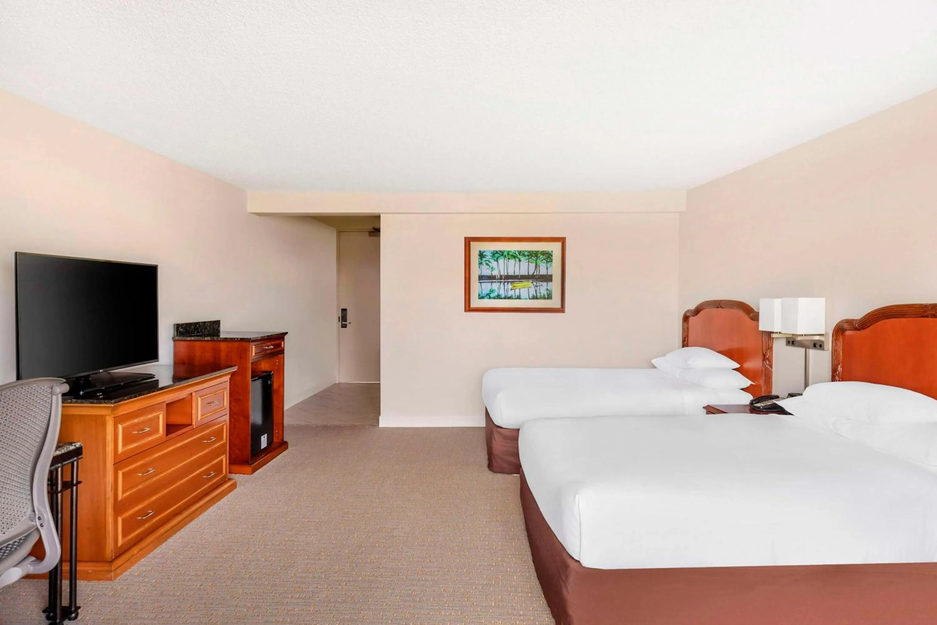 Bed in Hilton Grand Vacations Club Ocean Tower Waikoloa Village