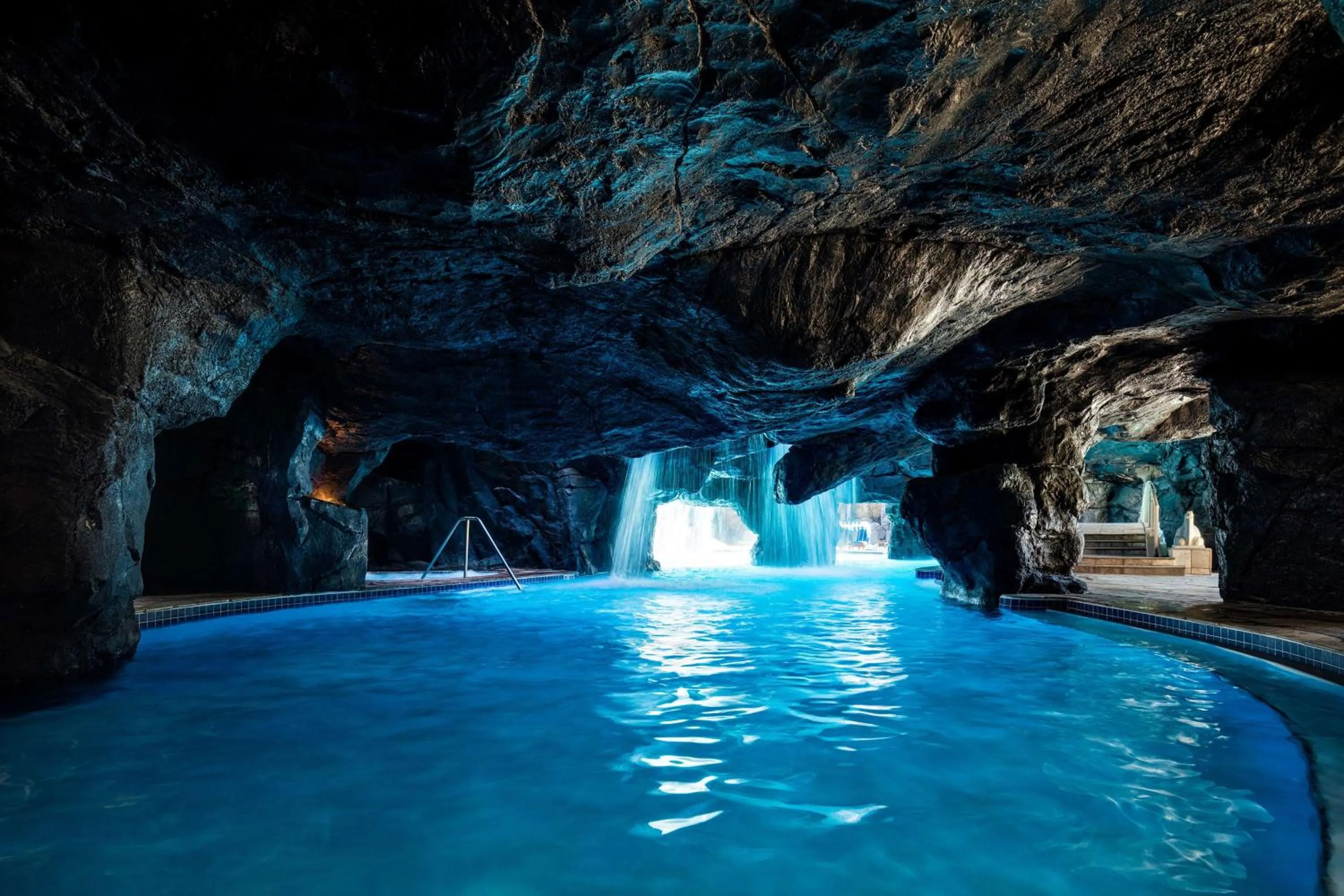 Pool view in Hilton Grand Vacations Club Ocean Tower Waikoloa Village