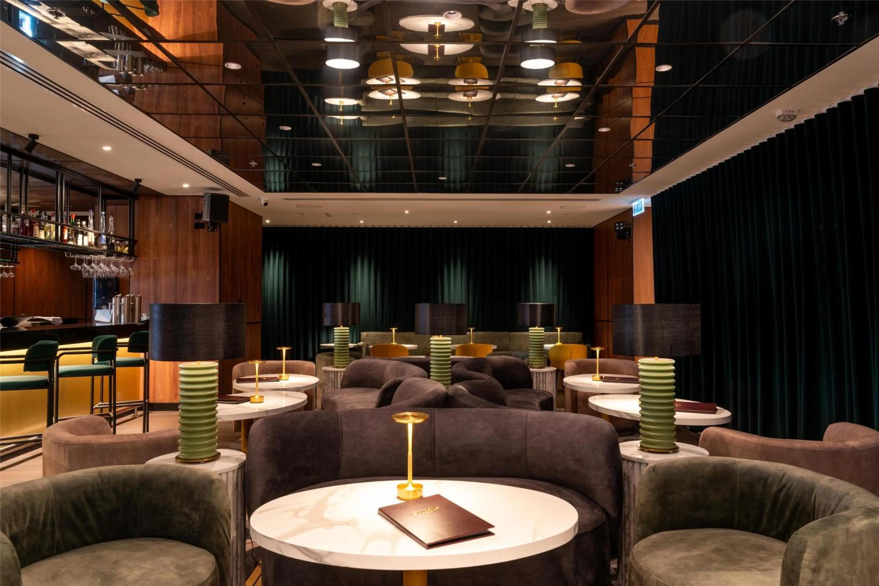 Restaurant/places to eat in Doubletree By Hilton Perth Northbridge