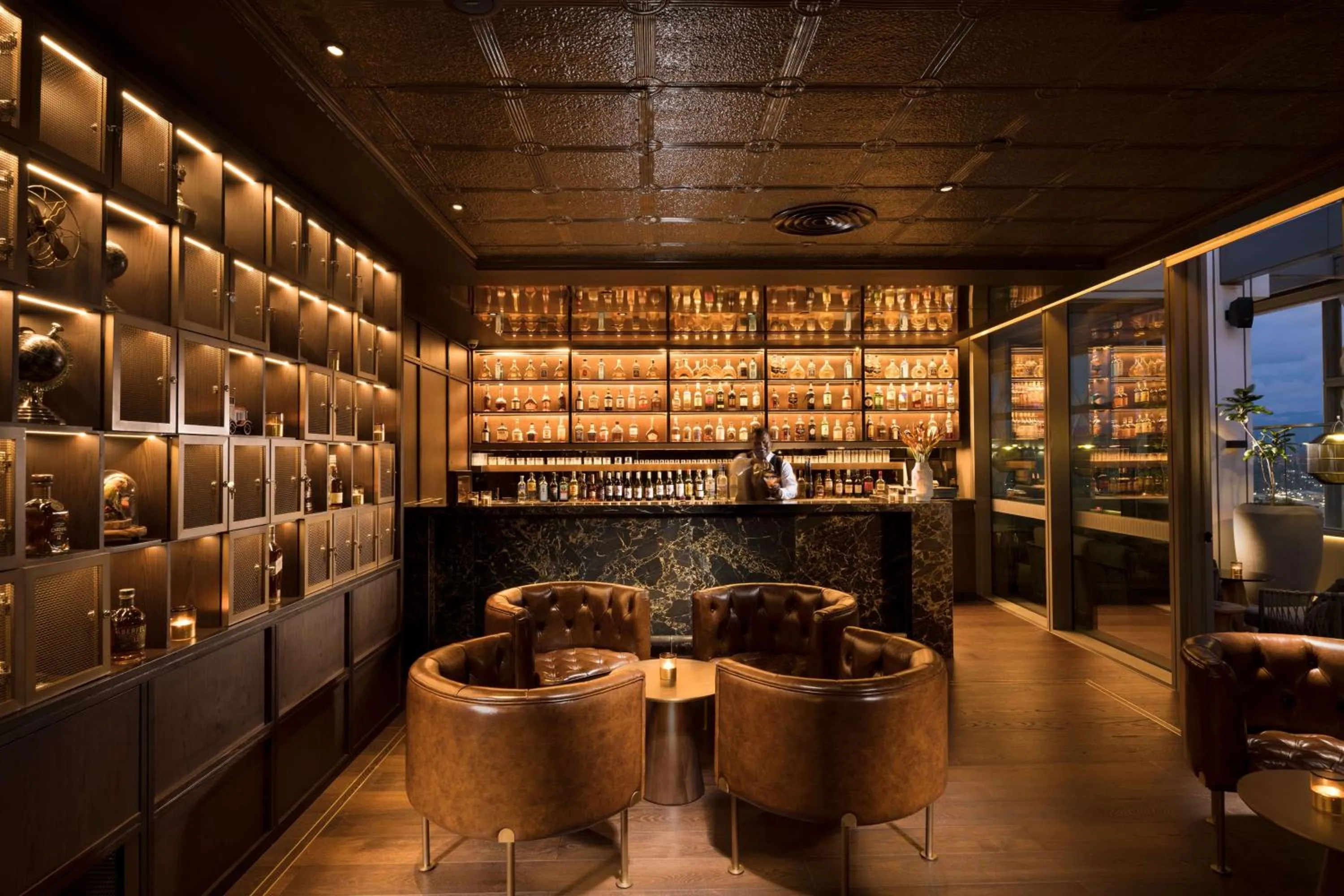 Restaurant/places to eat in Hilton Port Moresby Hotel & Residences