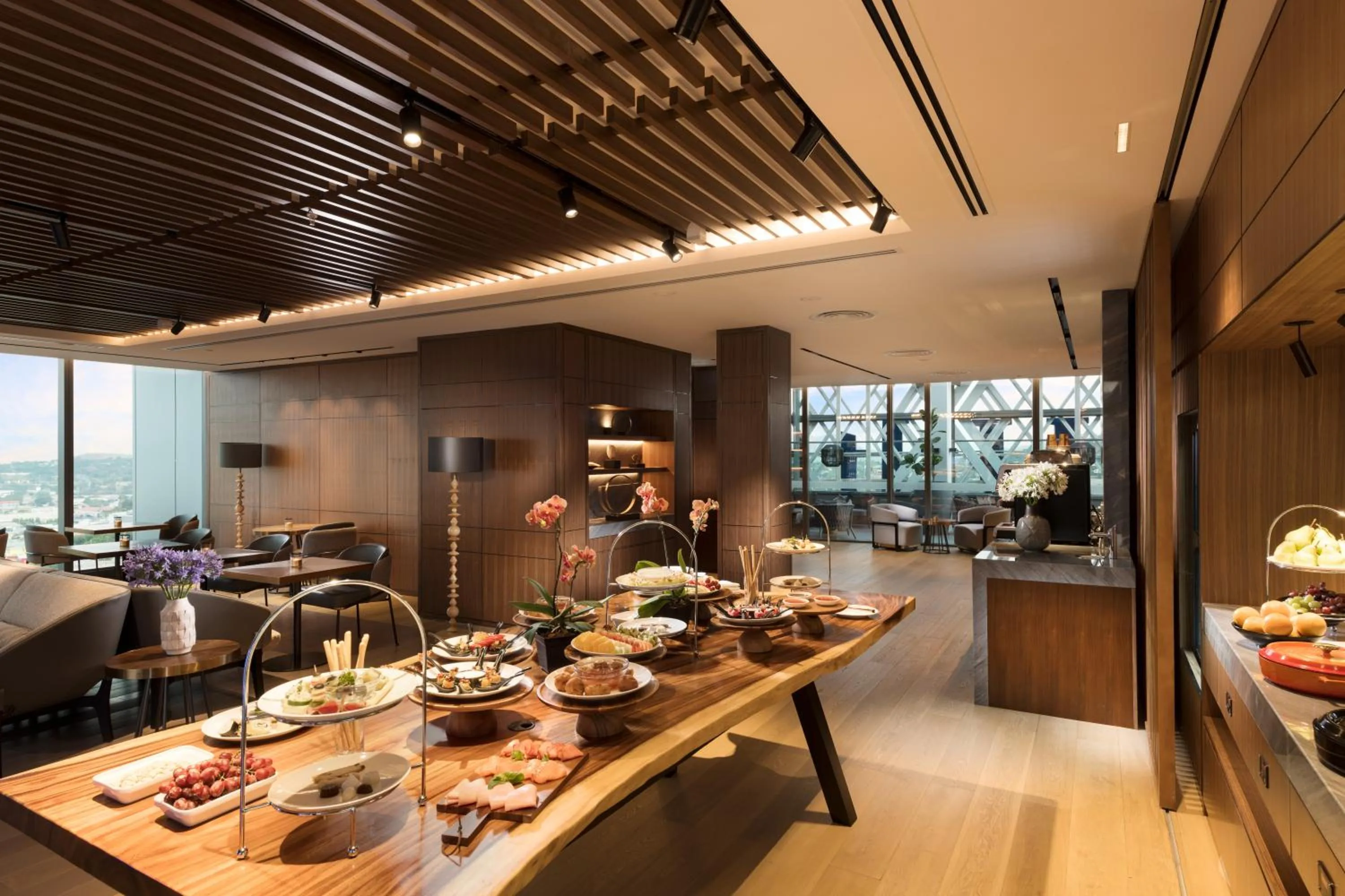 Lounge or bar in Hilton Port Moresby Hotel & Residences