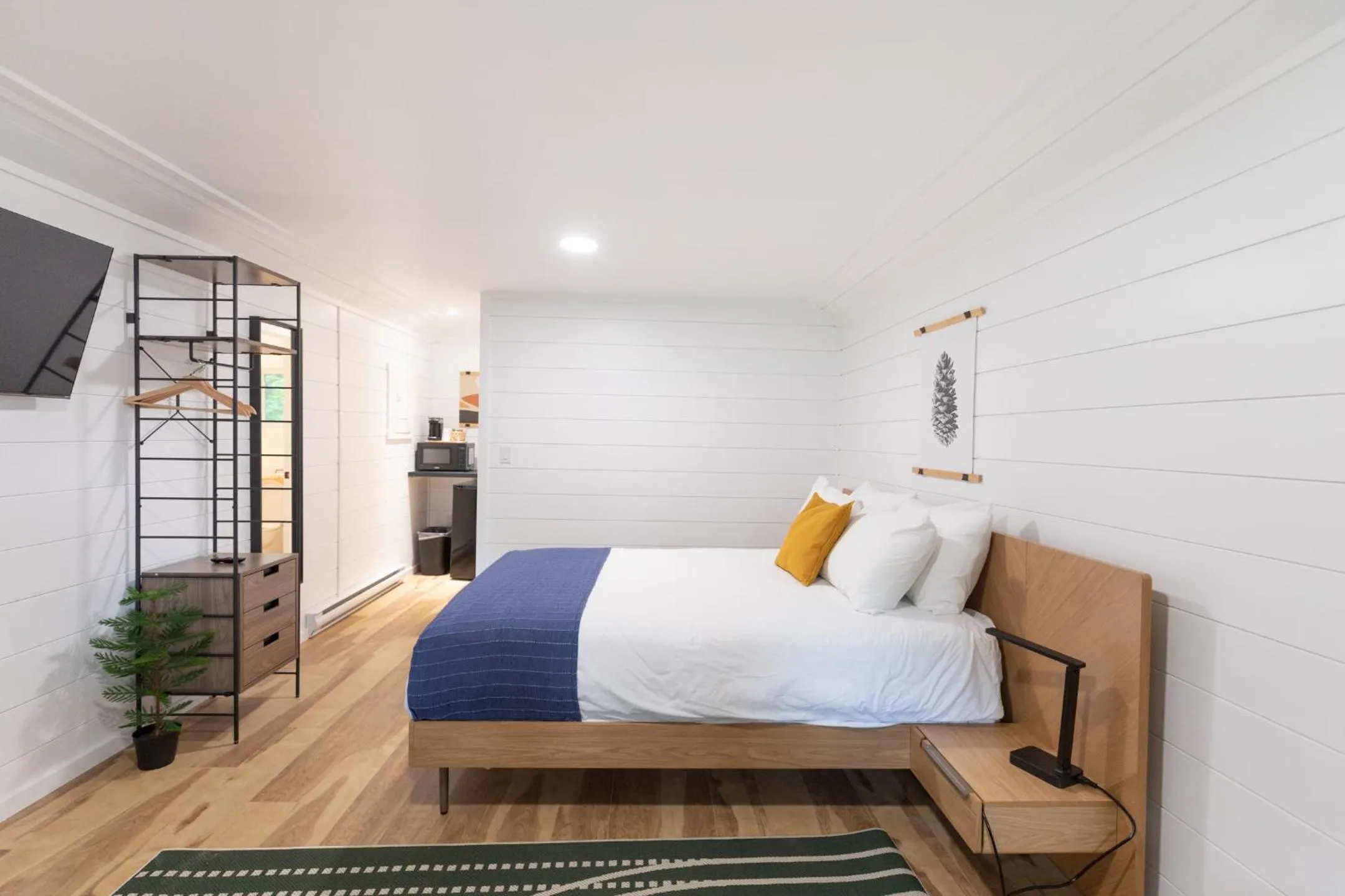 Bed in Bonnie View Inn