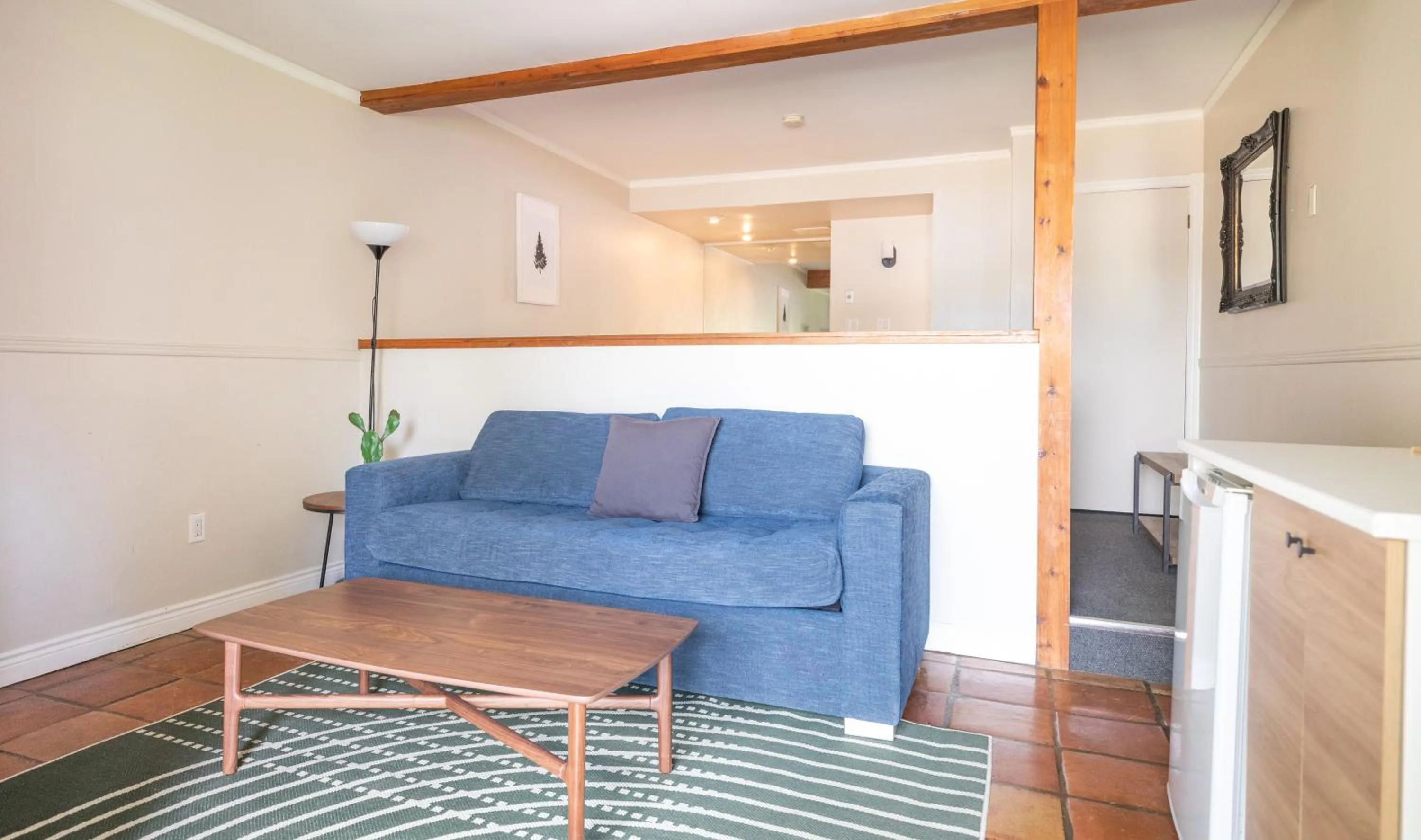 Living room in Bonnie View Inn