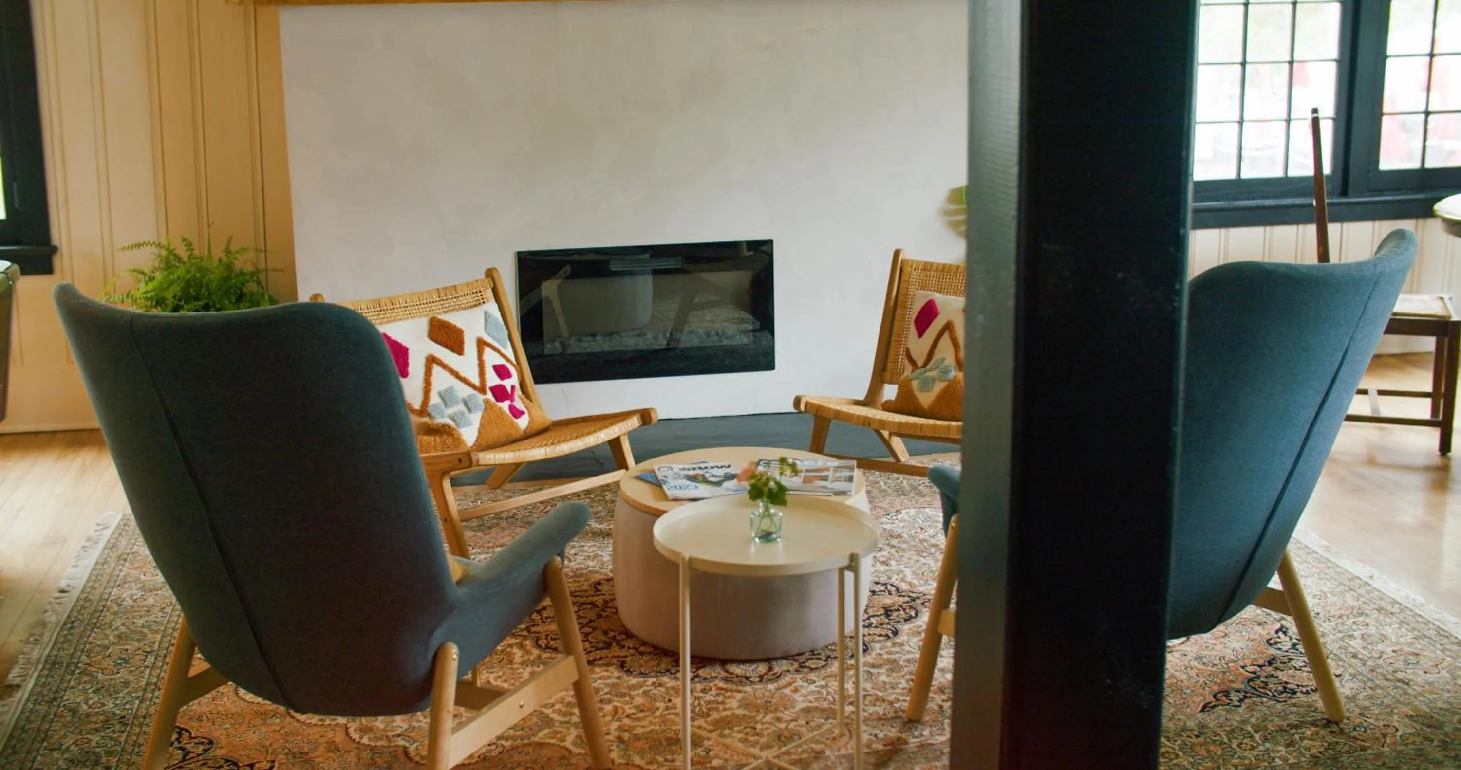 Seating area in Bonnie View Inn