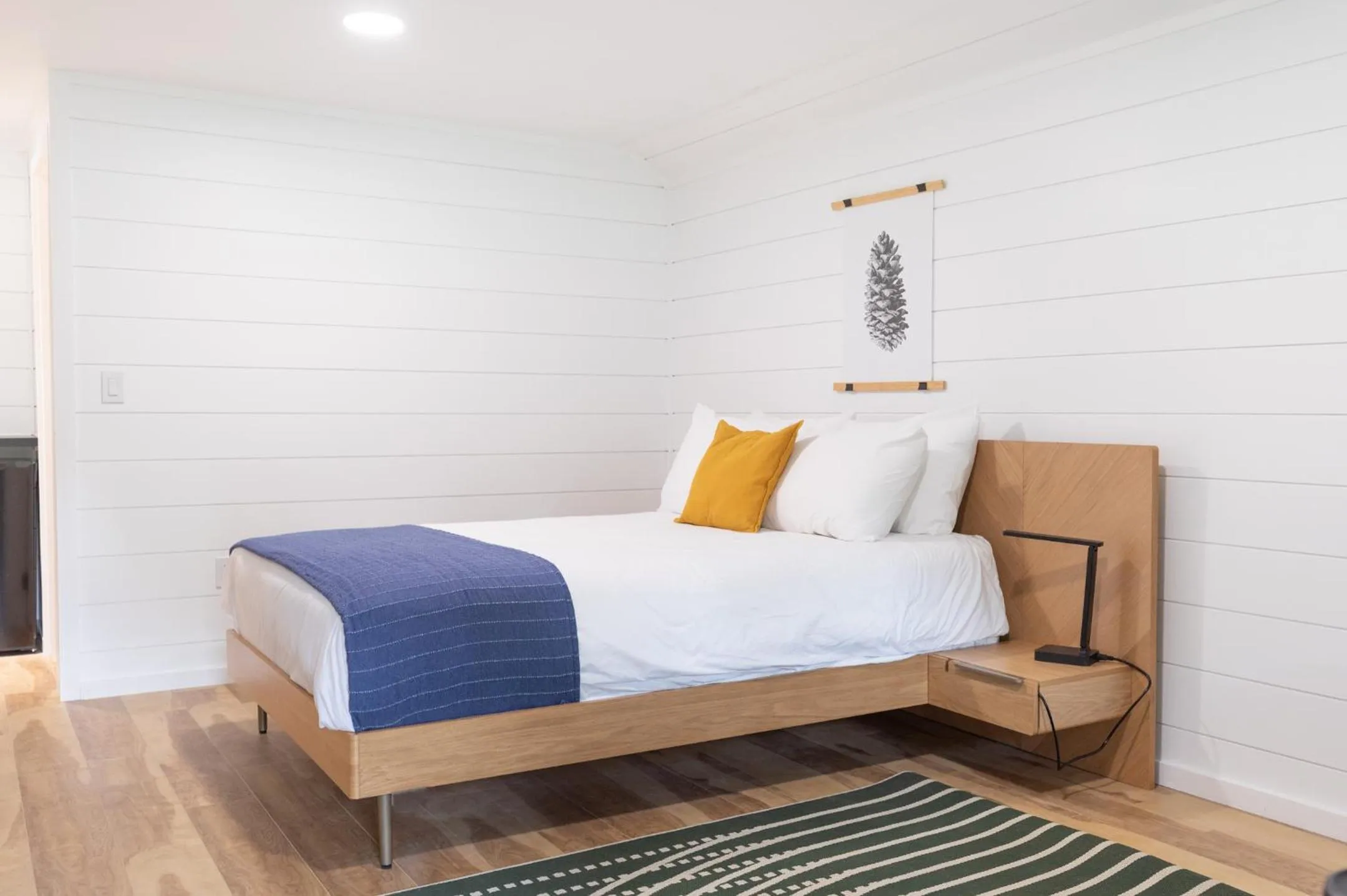 Photo of the whole room, Bed in Bonnie View Inn