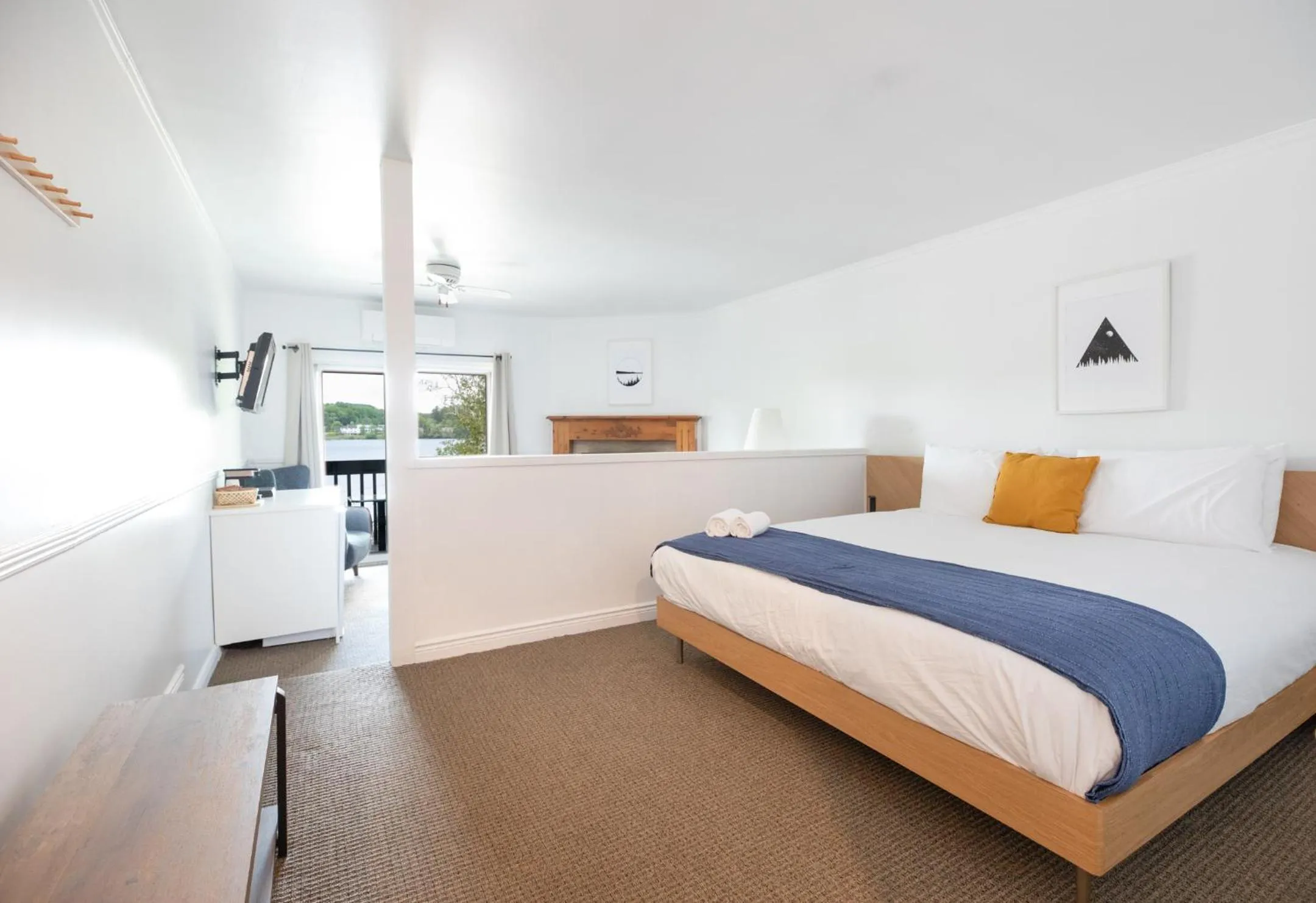 Bed in Bonnie View Inn