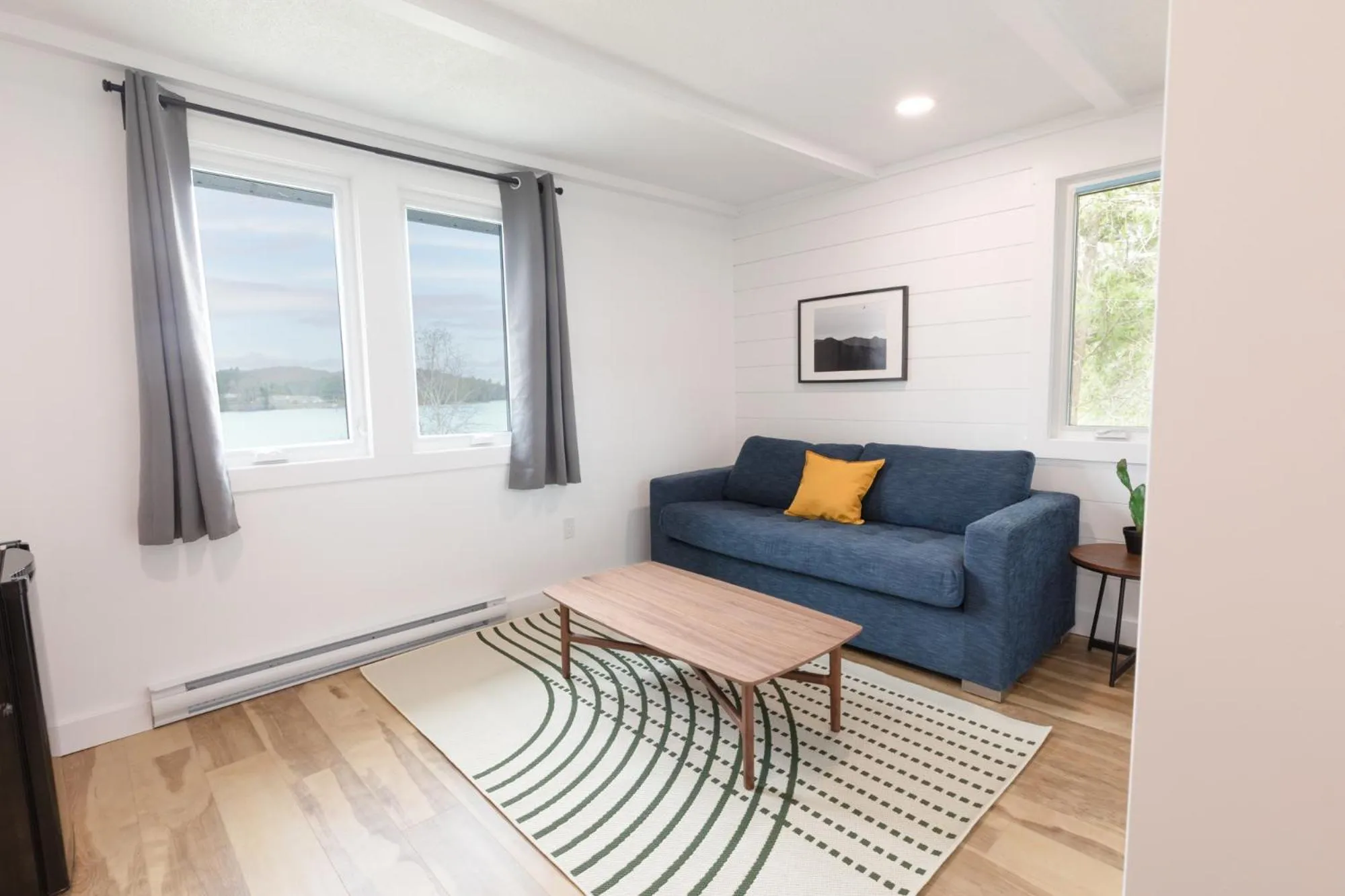 Living room in Bonnie View Inn