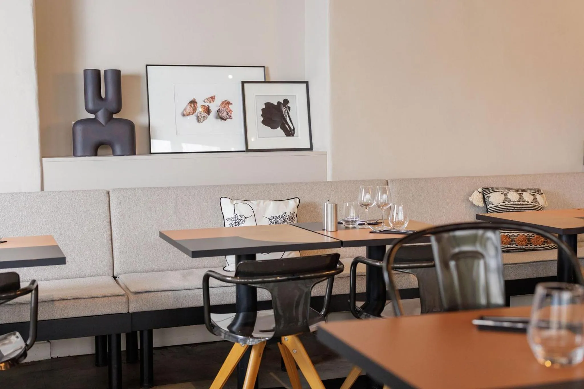 Restaurant/places to eat in ibis Valence Sud