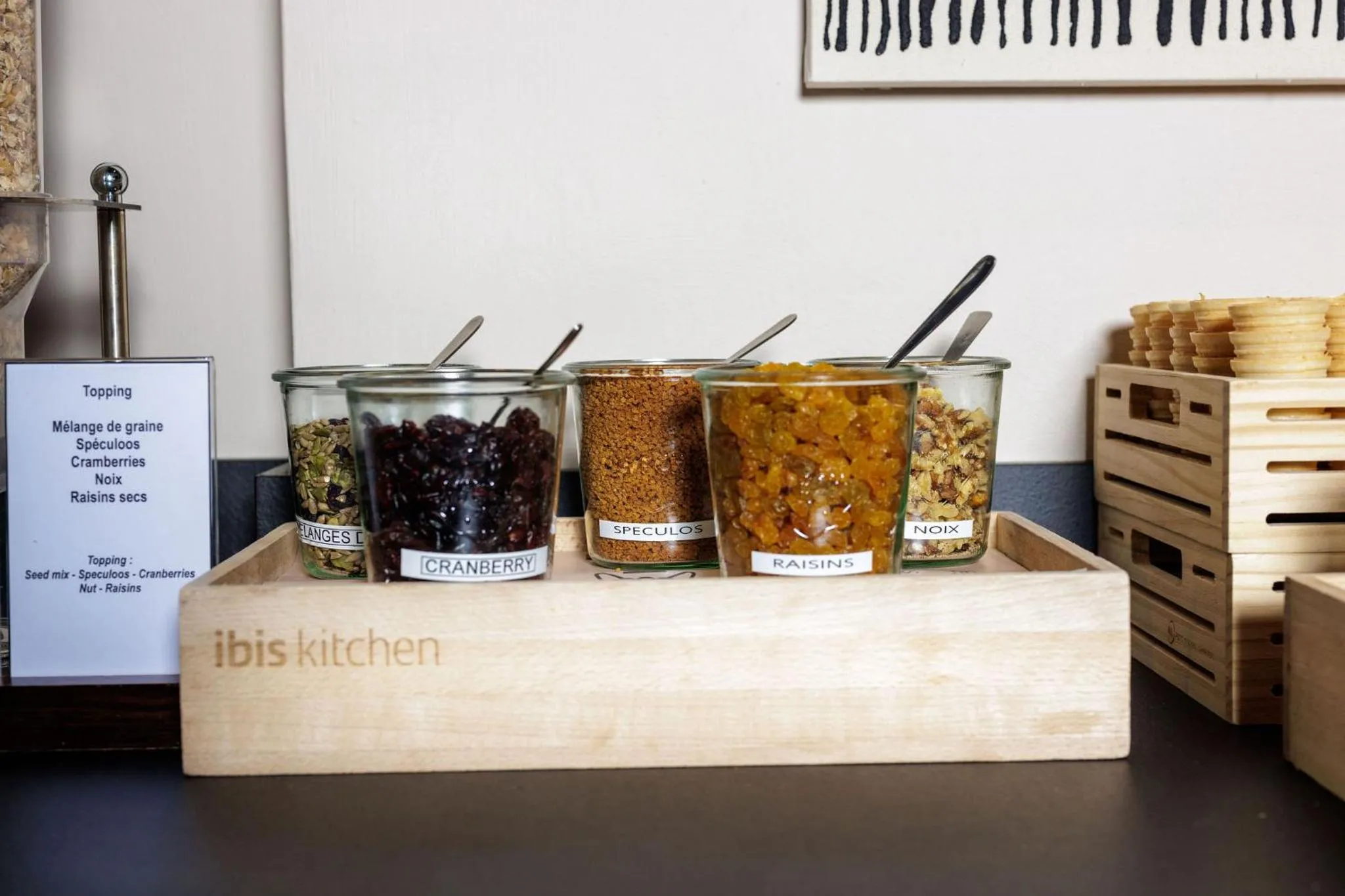 Buffet breakfast in ibis Valence Sud