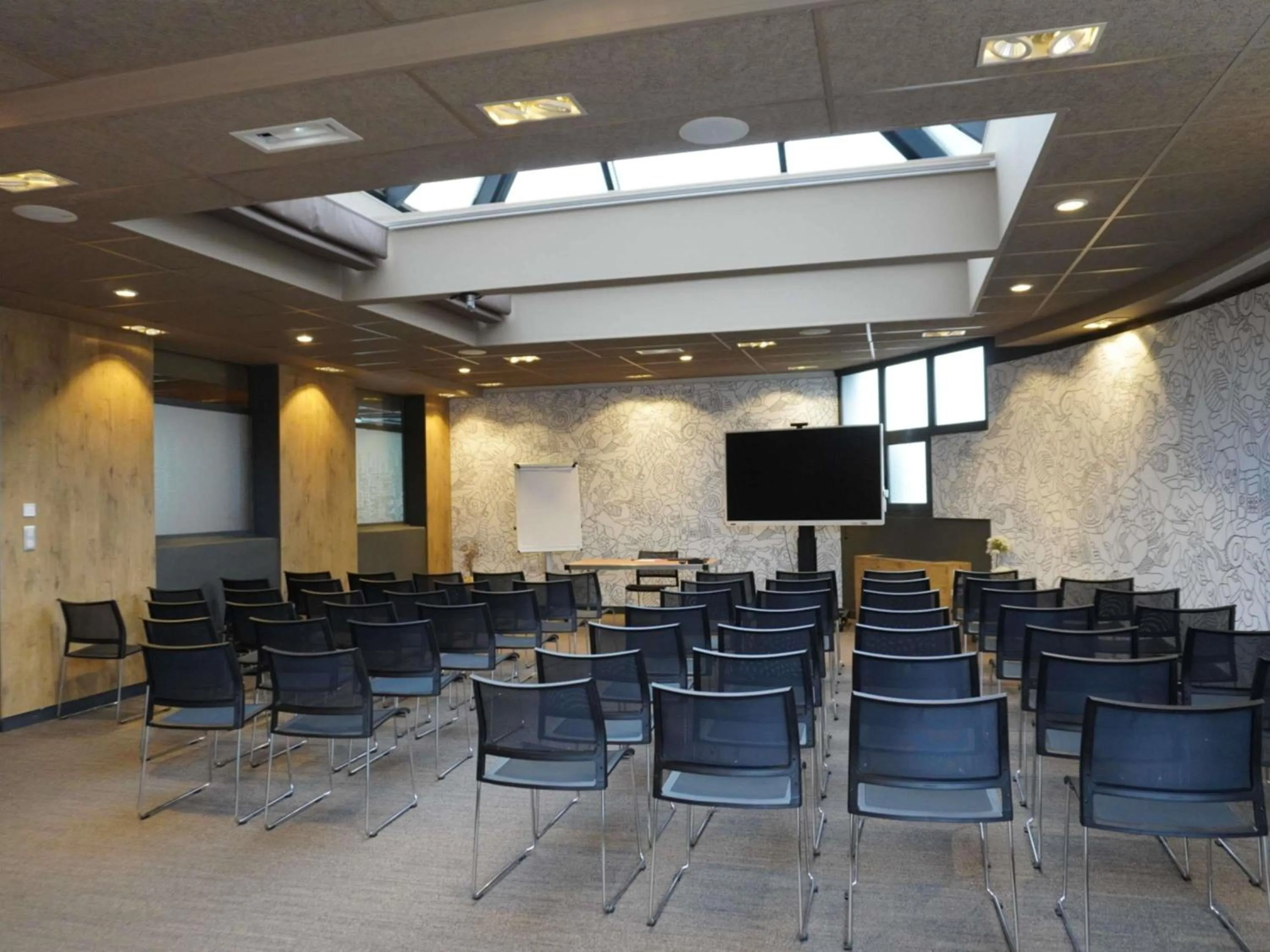 Meeting/conference room in ibis Valence Sud
