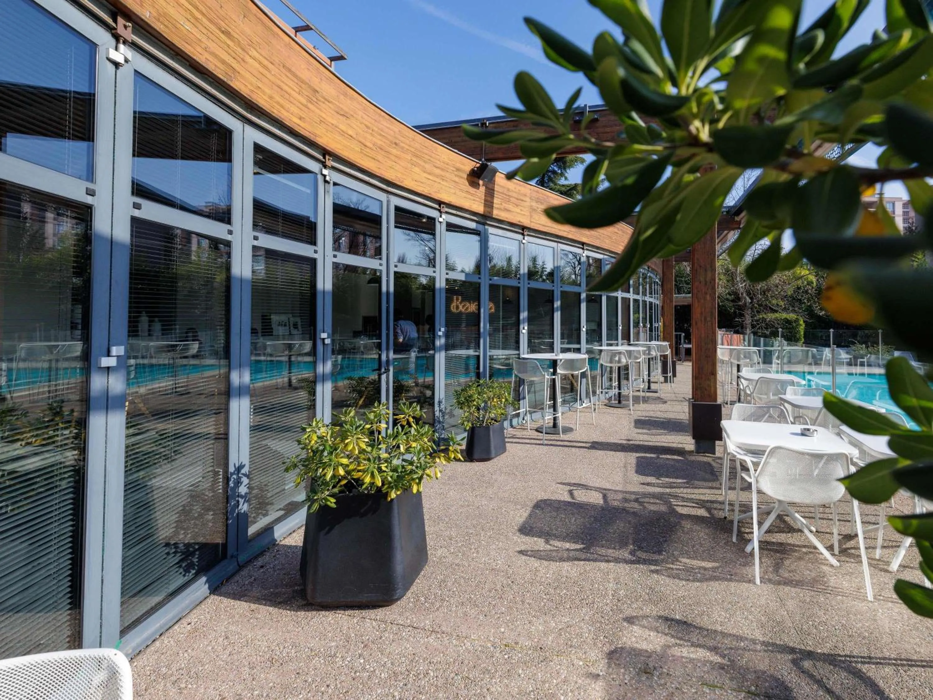 Property building in ibis Valence Sud