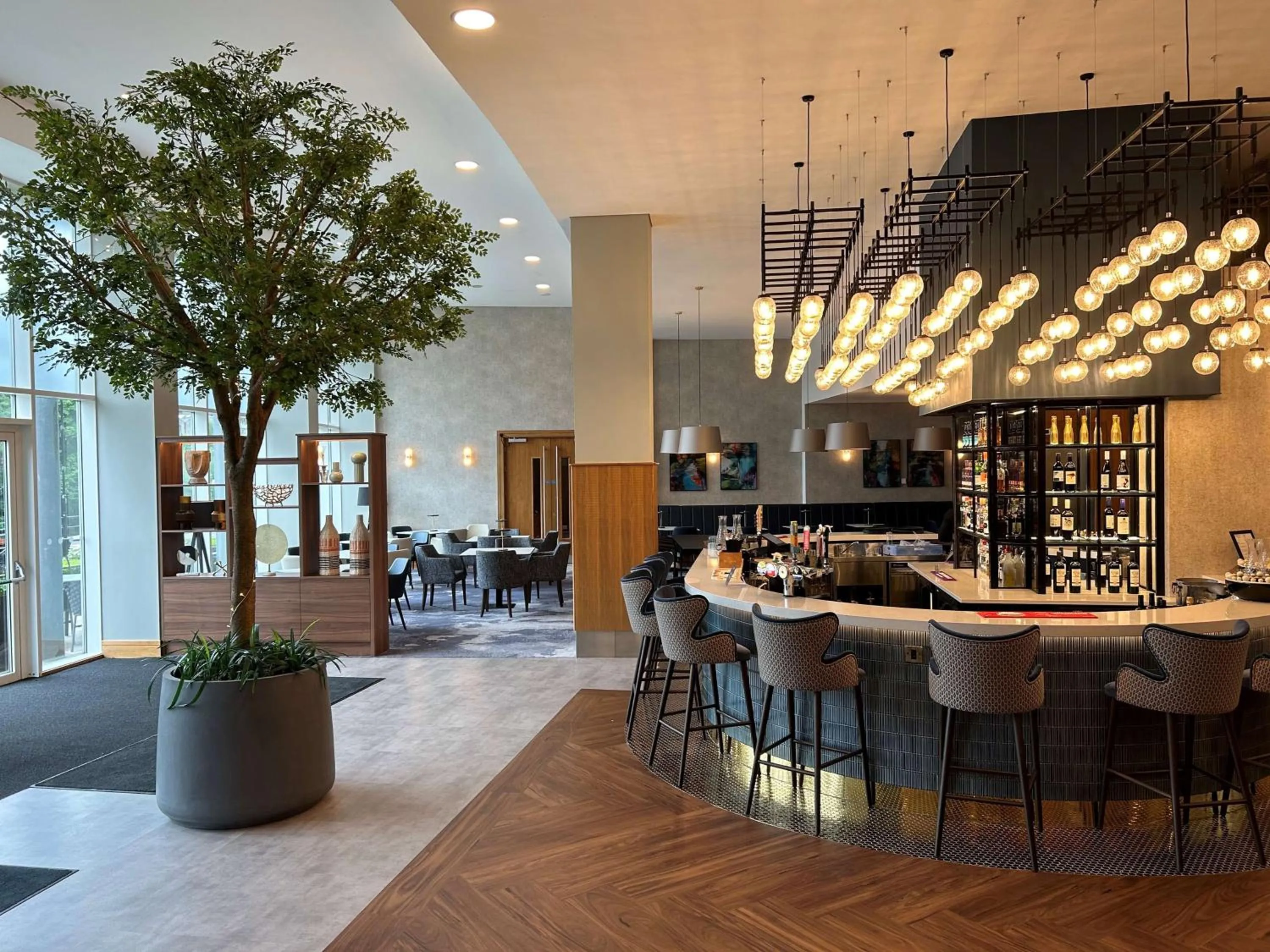 Lounge or bar in Radisson Blu Hotel, Durham