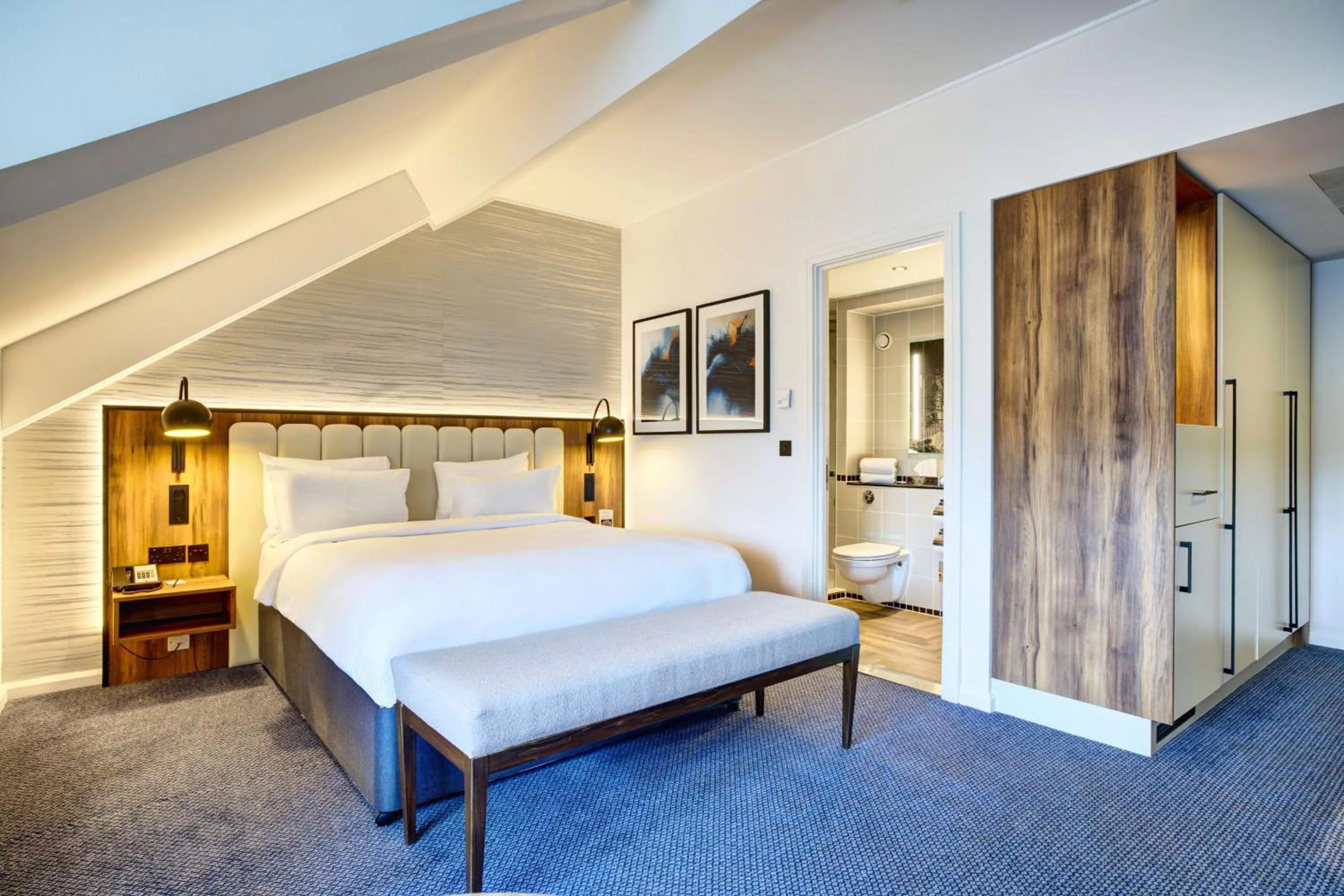 Bedroom, Bed in Radisson Blu Hotel, Durham