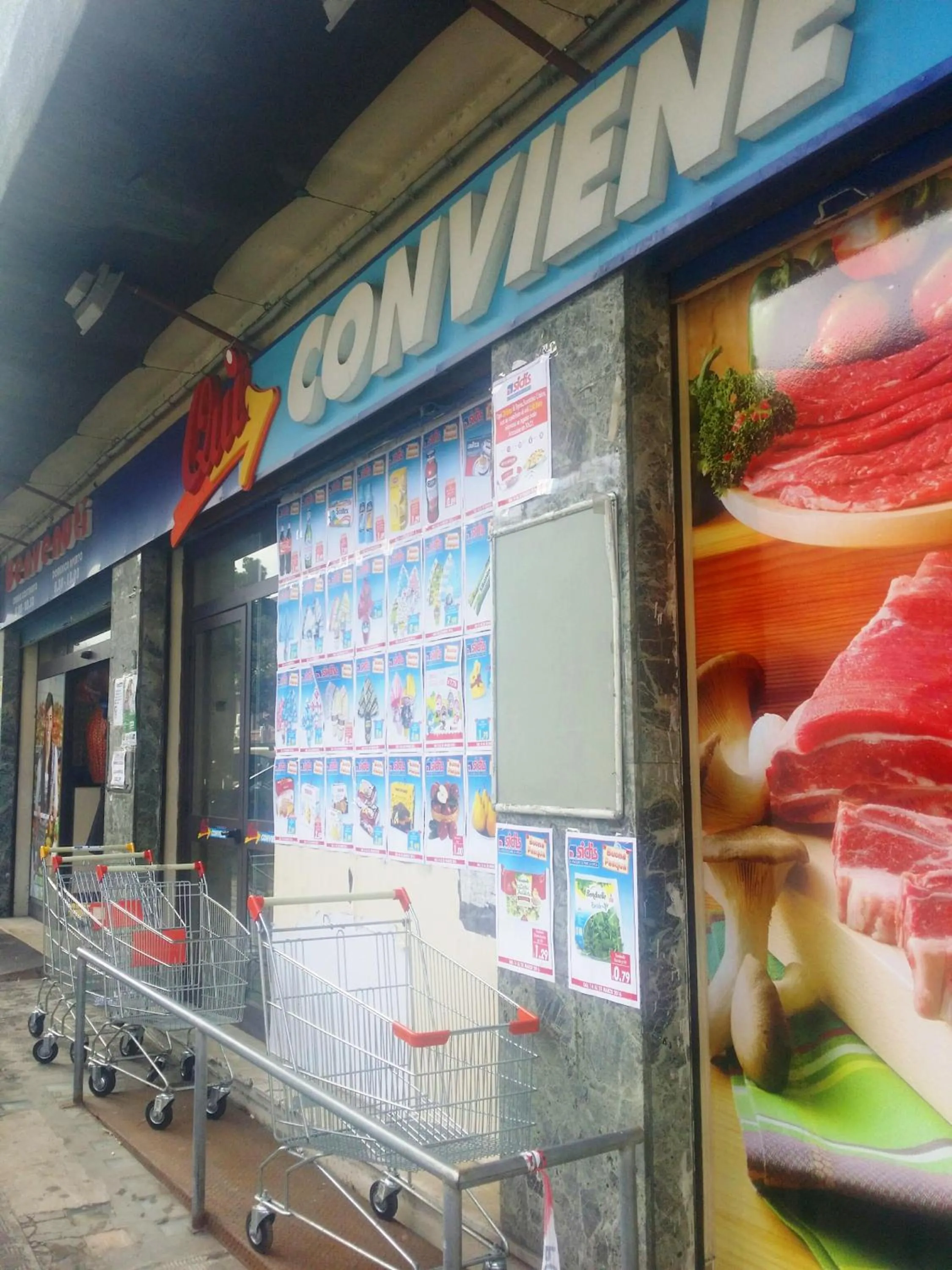 Supermarket/grocery shop in B&B Casa Laganà