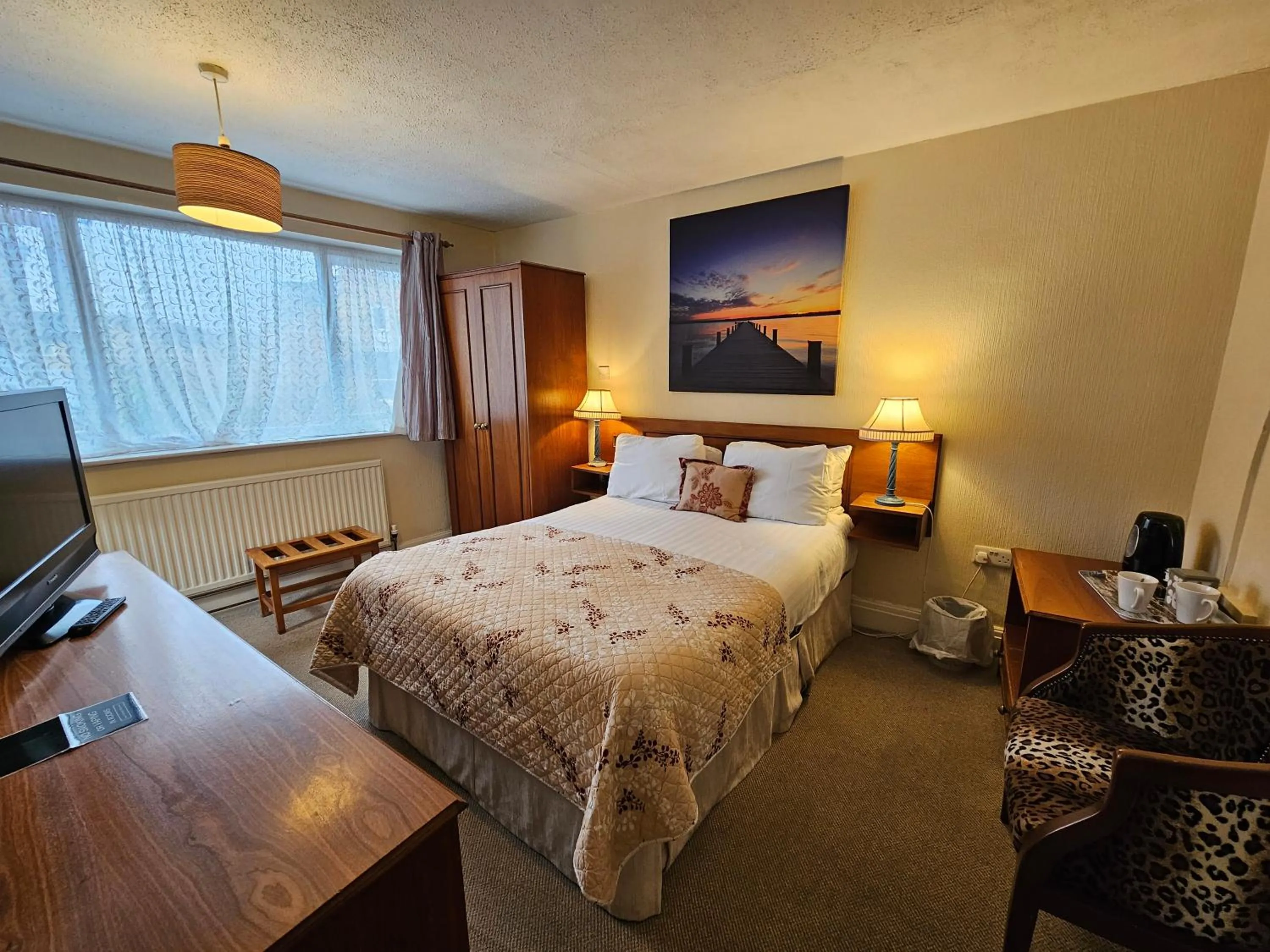 Bedroom, Bed in Rivelyn Hotel Bar & Restaurant