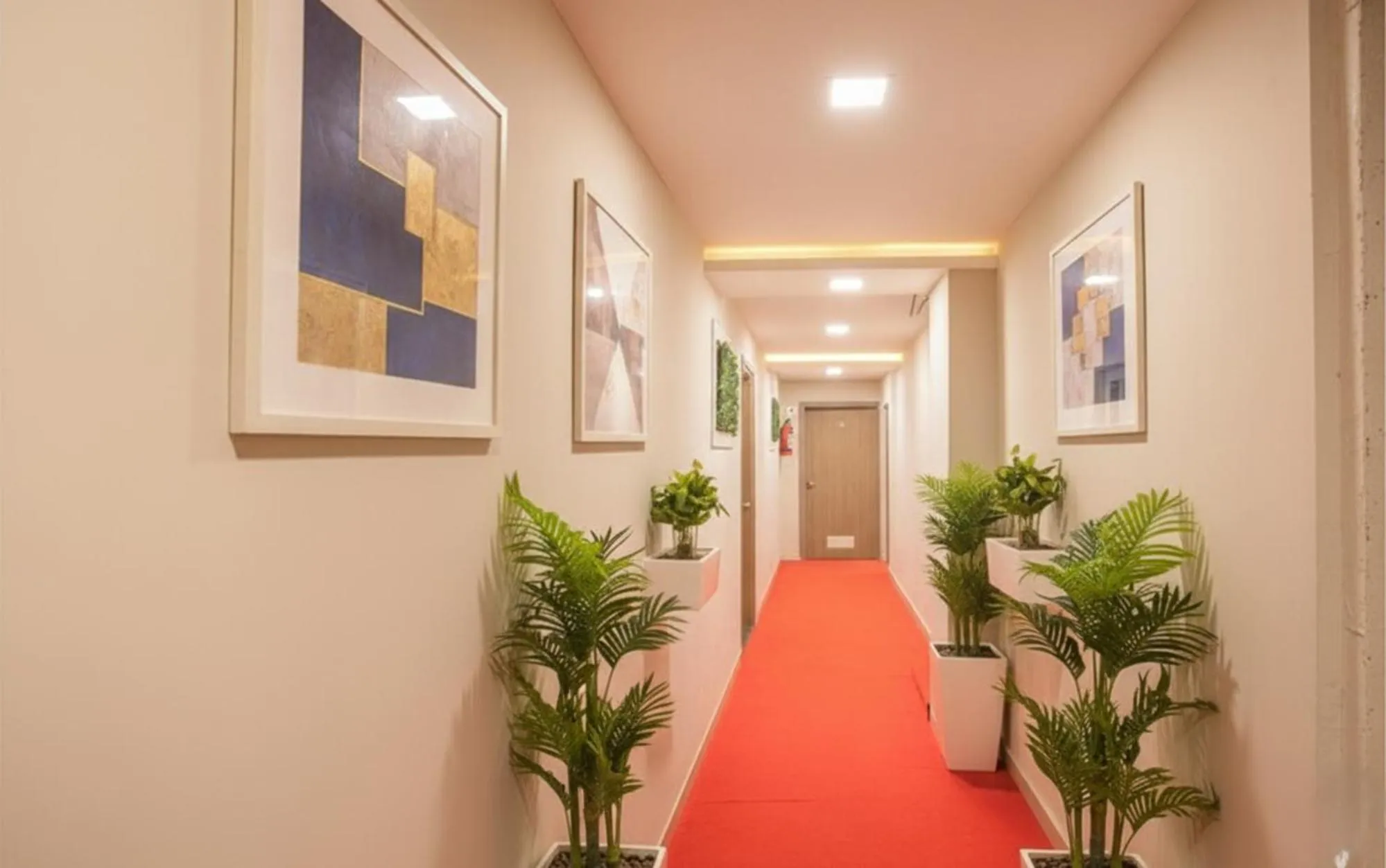 Lobby or reception in FabExpress Silver Lake - Nr BKC