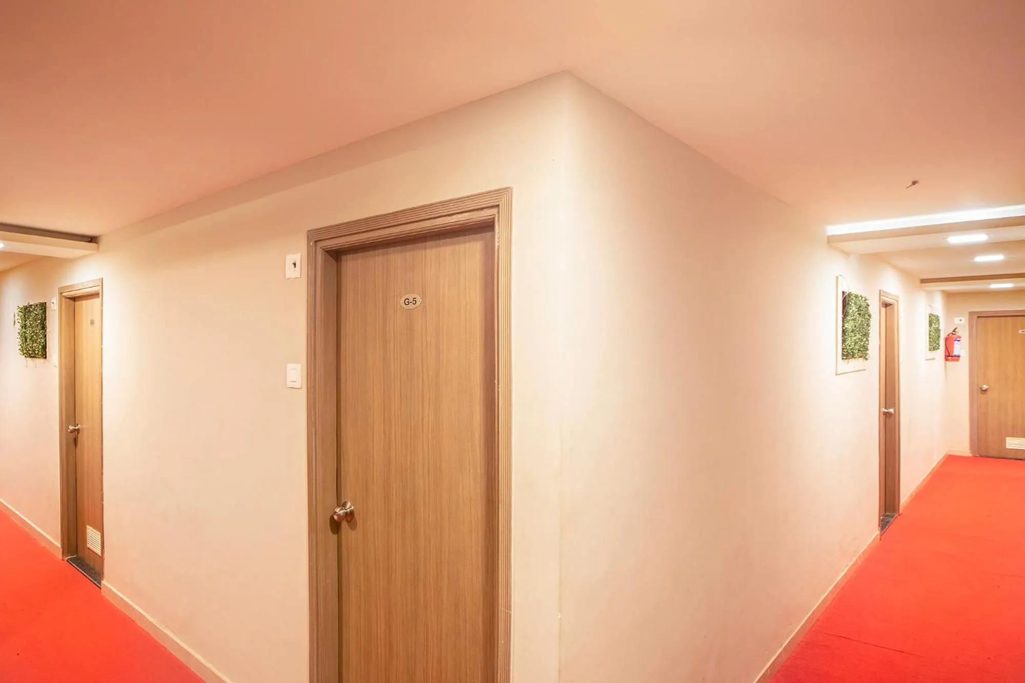 Lobby or reception in FabExpress Silver Lake - Nr BKC