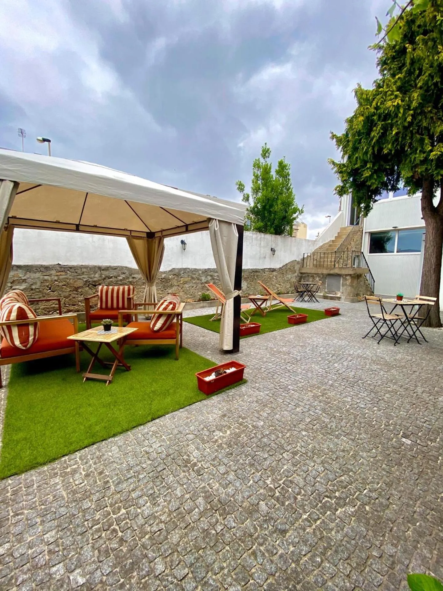 Garden in ó Poboa Guesthouse