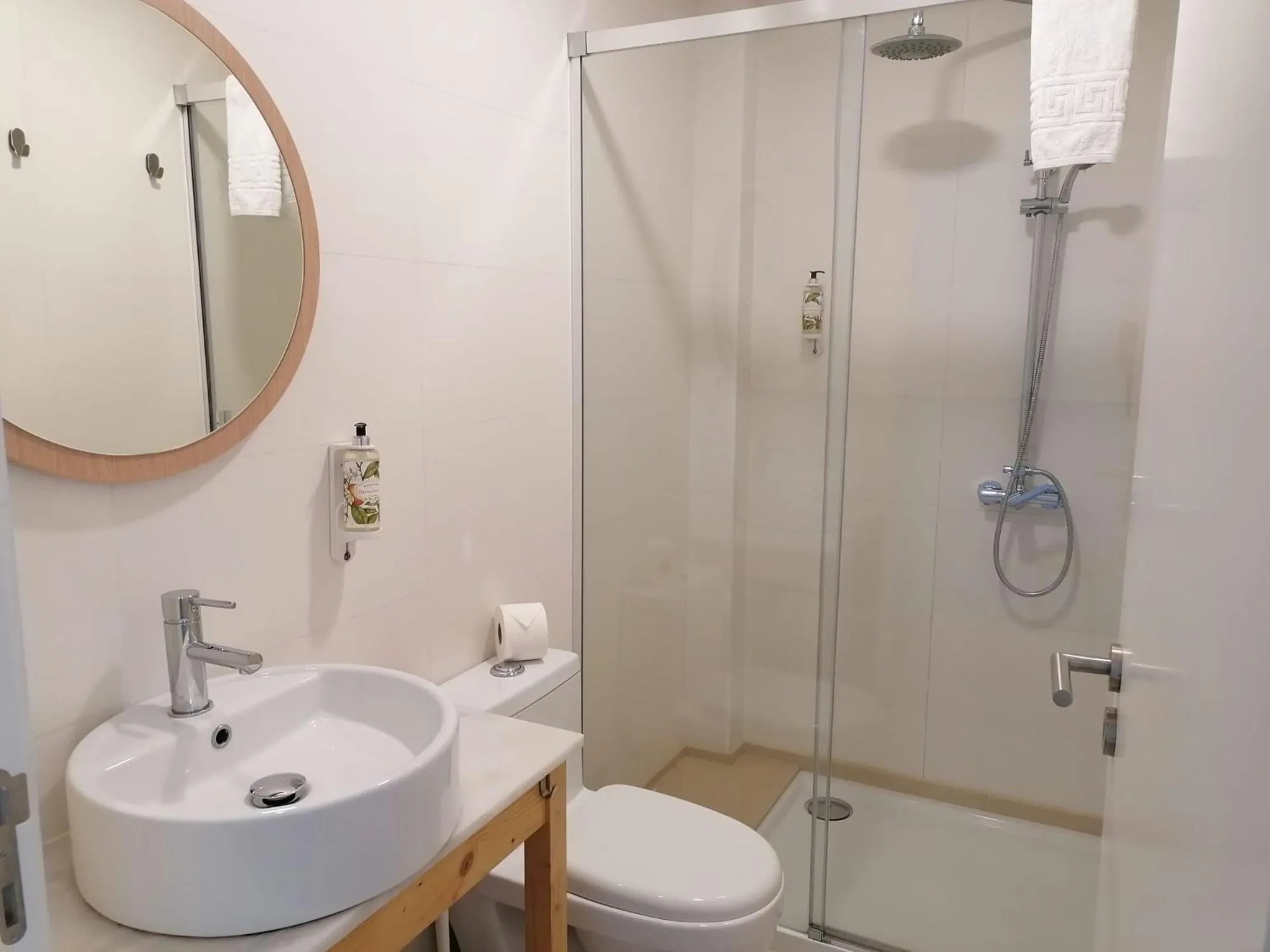 Toilet in ó Poboa Guesthouse