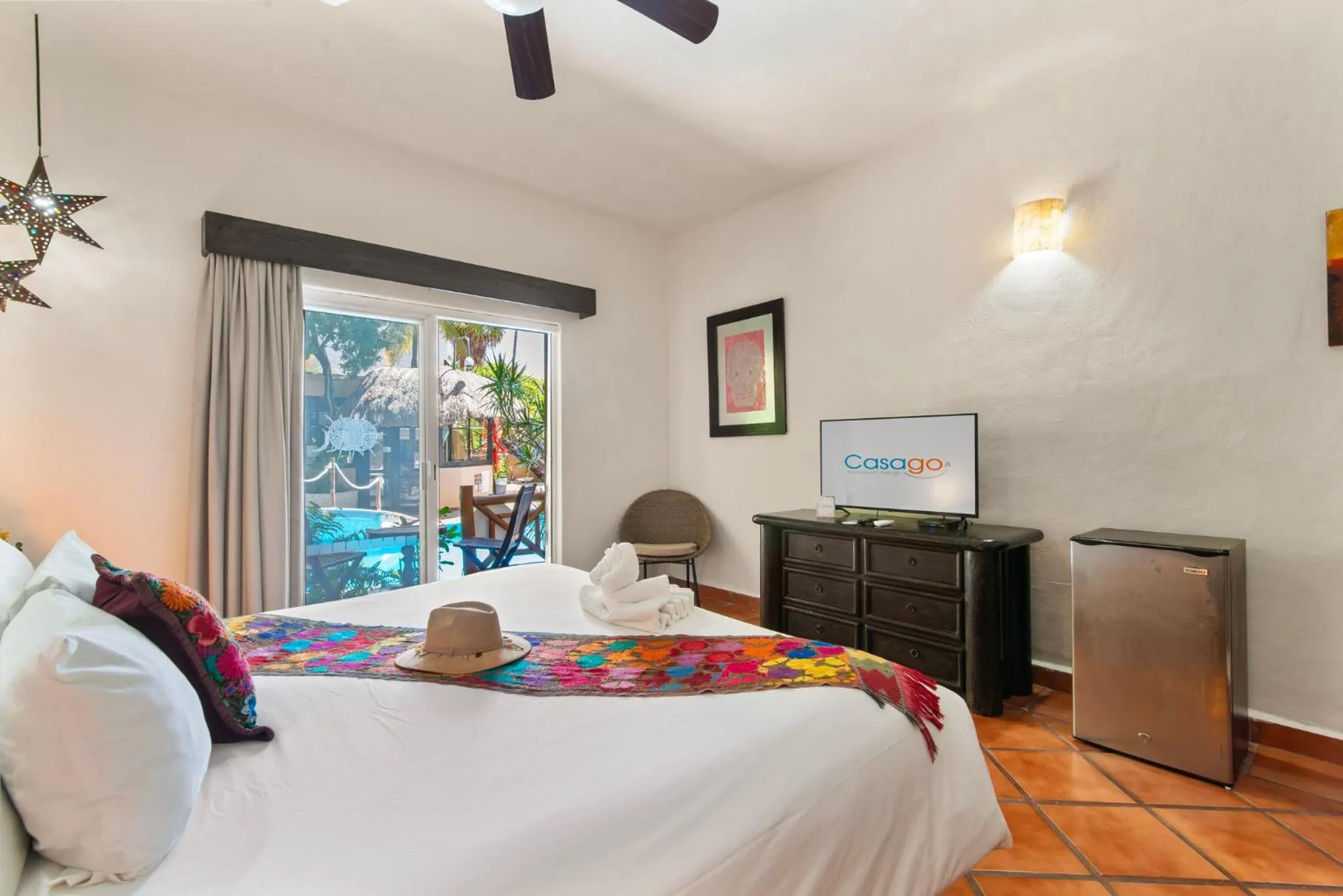 Photo of the whole room, Bed in Hotel Riviera Del Sol