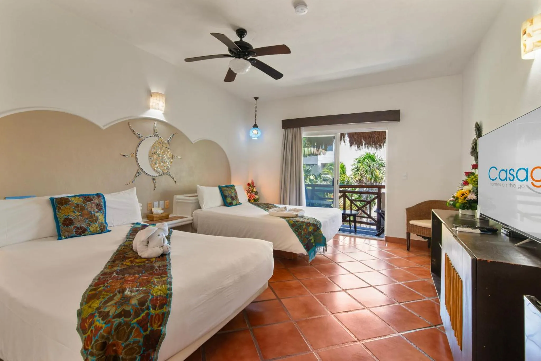 Photo of the whole room, Bed in Hotel Riviera Del Sol