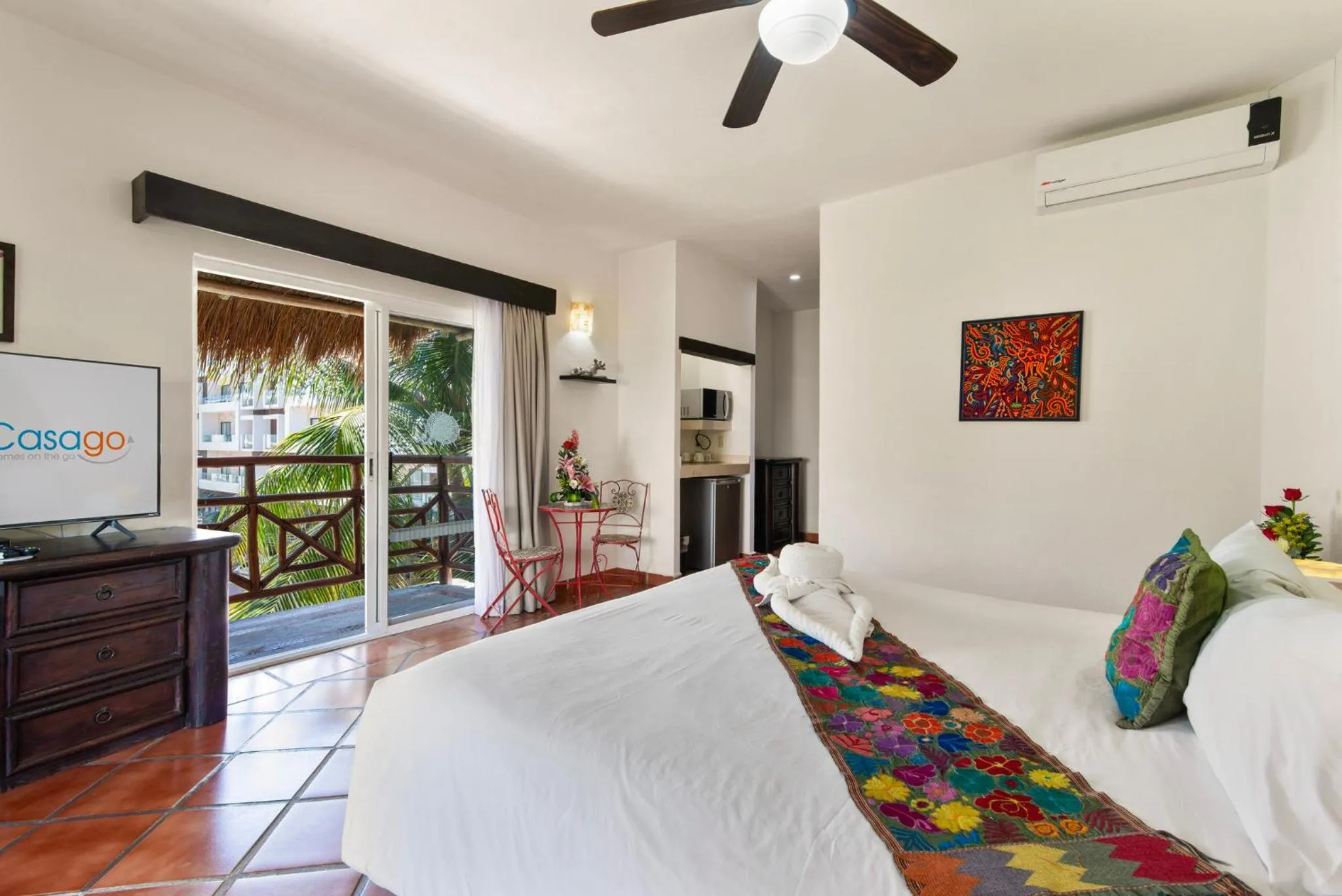 Photo of the whole room, Bed in Hotel Riviera Del Sol