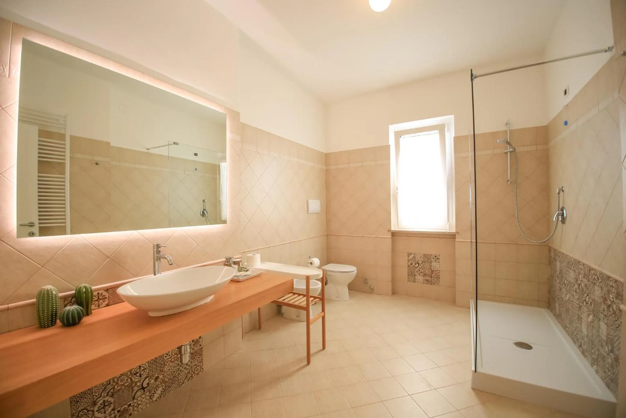 Bathroom in B&B Dimora ROSSIPINTI