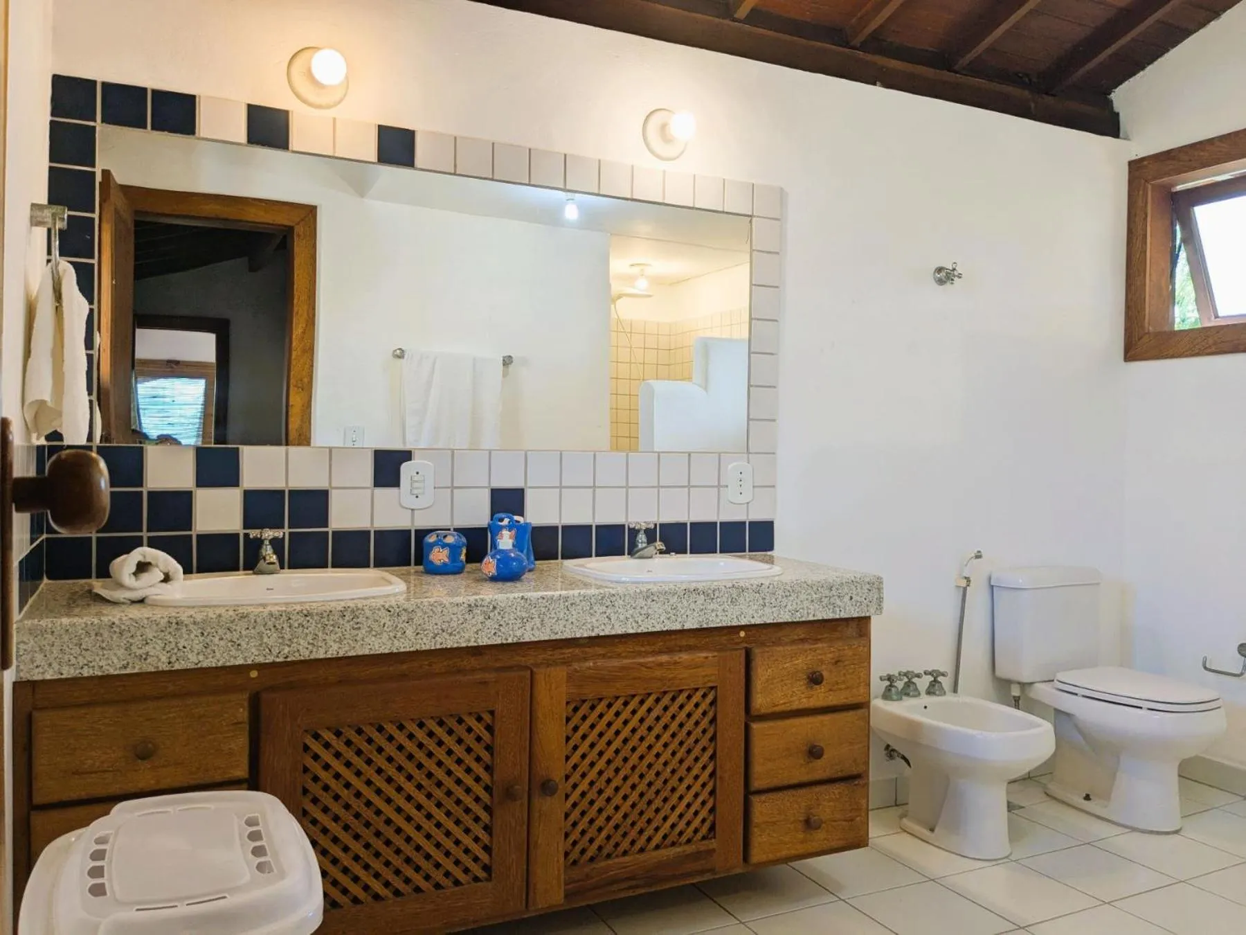 Bathroom in Residence Maria Vittoria Praia Arraial