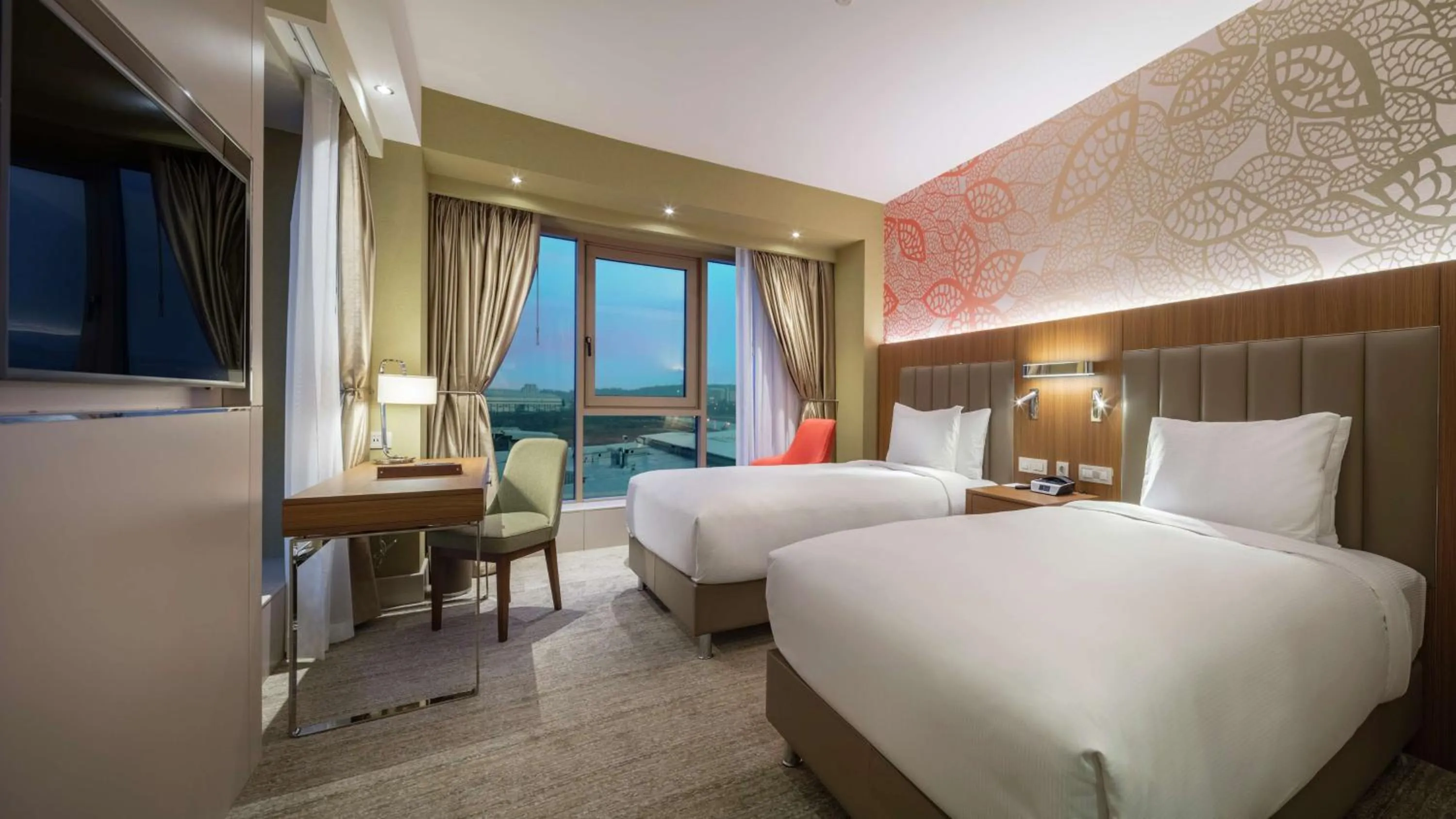 Bedroom, Bed in DoubleTree By Hilton Skopje