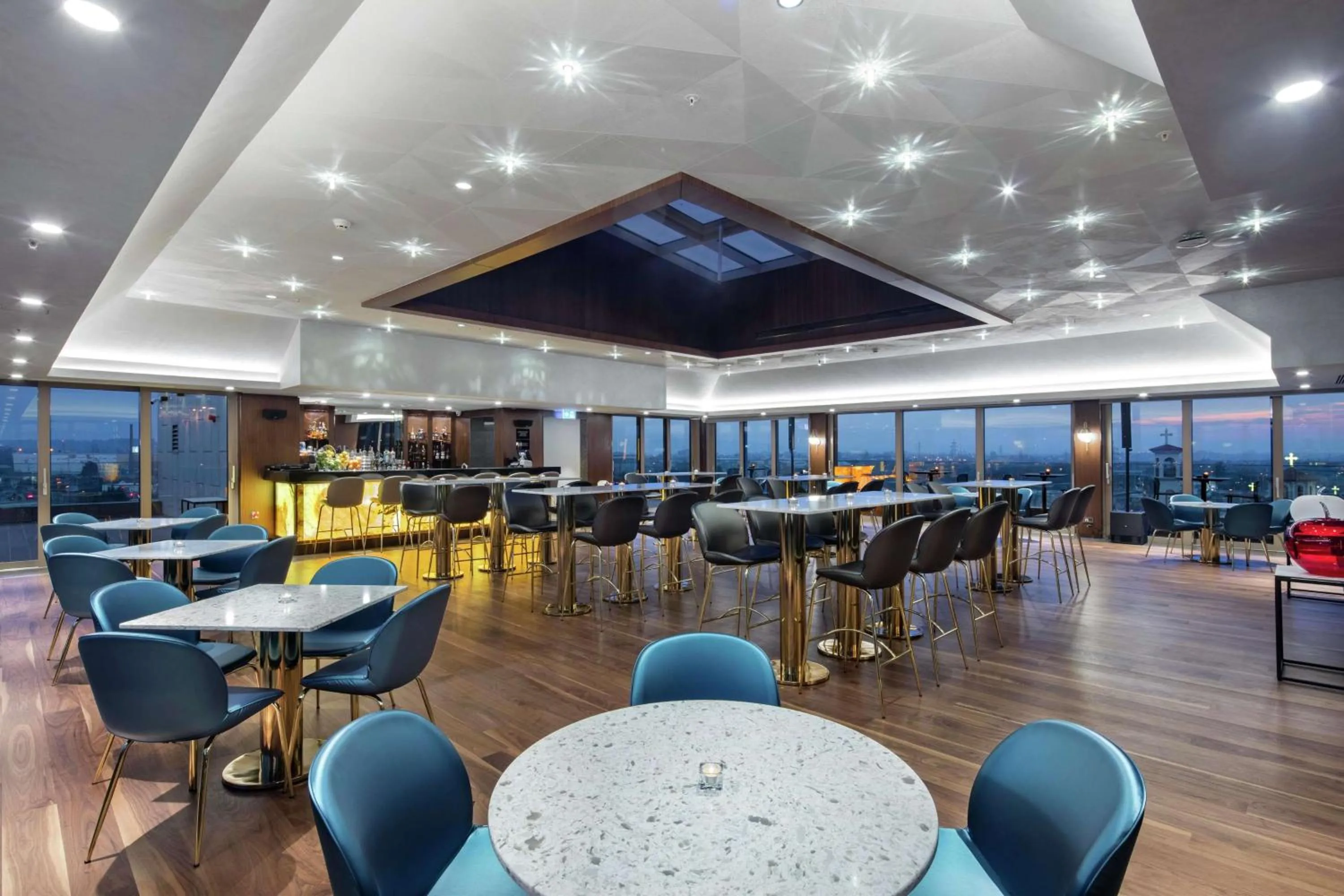 Lounge or bar in DoubleTree By Hilton Skopje