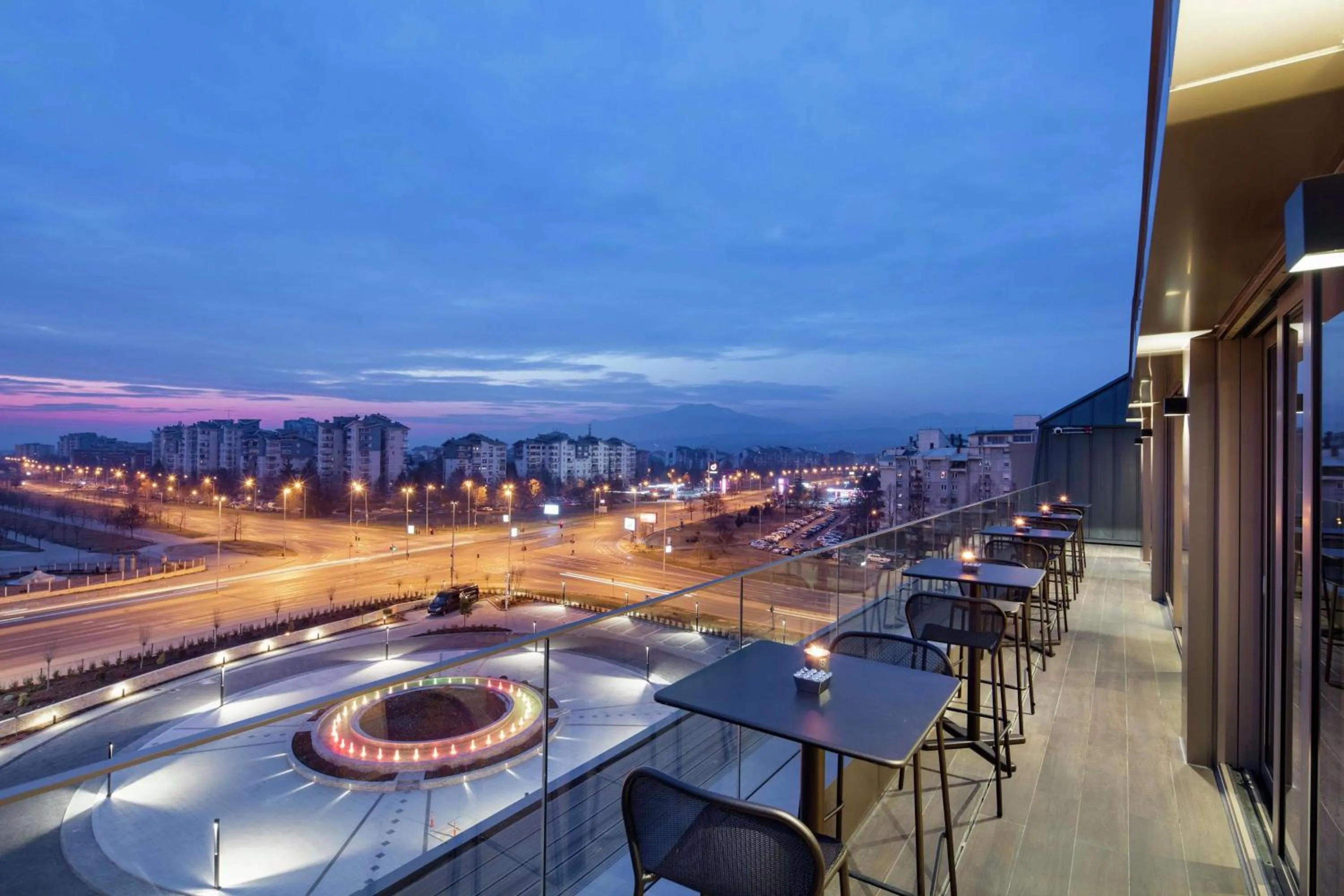Dining area in DoubleTree By Hilton Skopje