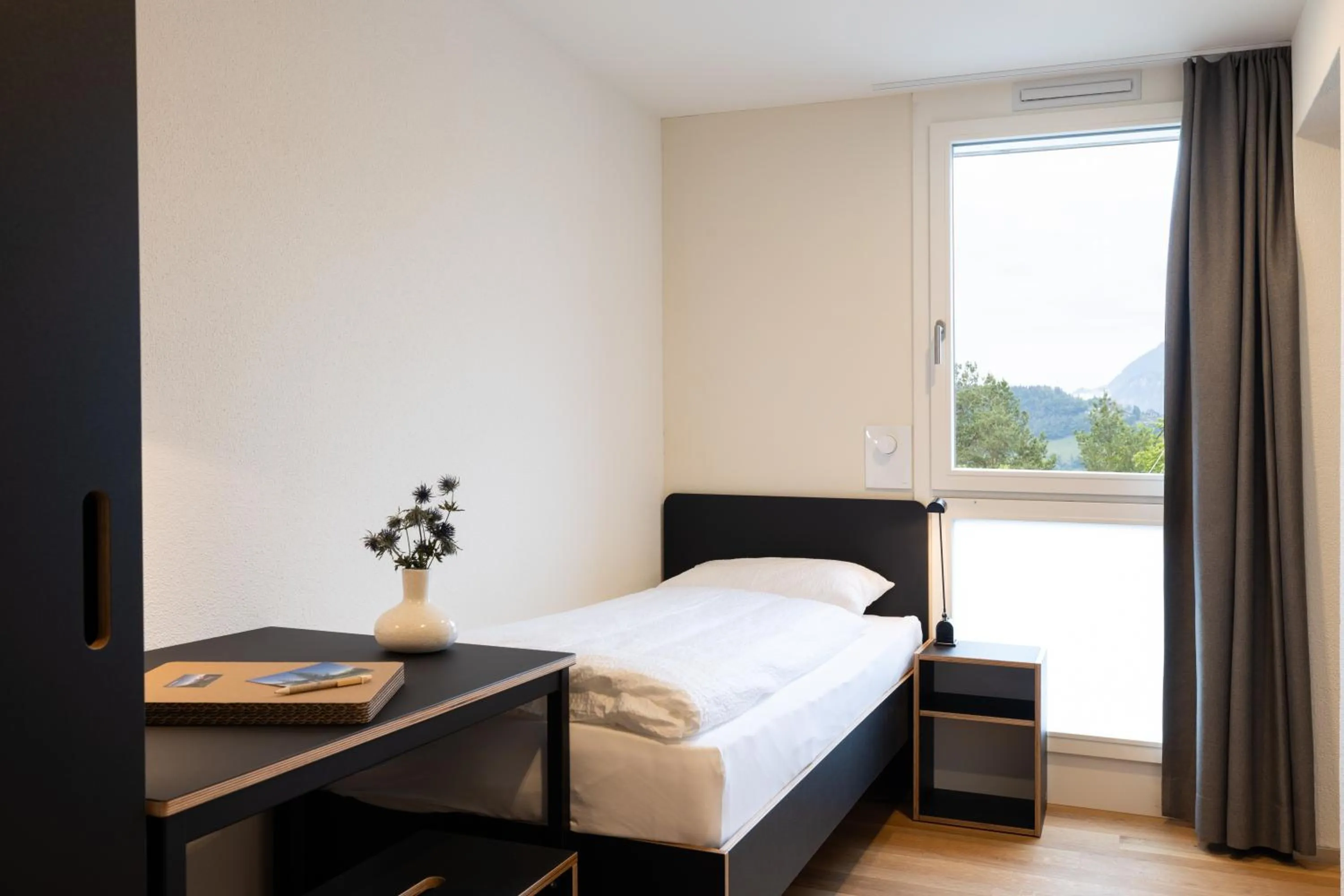 Photo of the whole room, Bed in B&B Hotel Mattli Übernachtung Frühstück