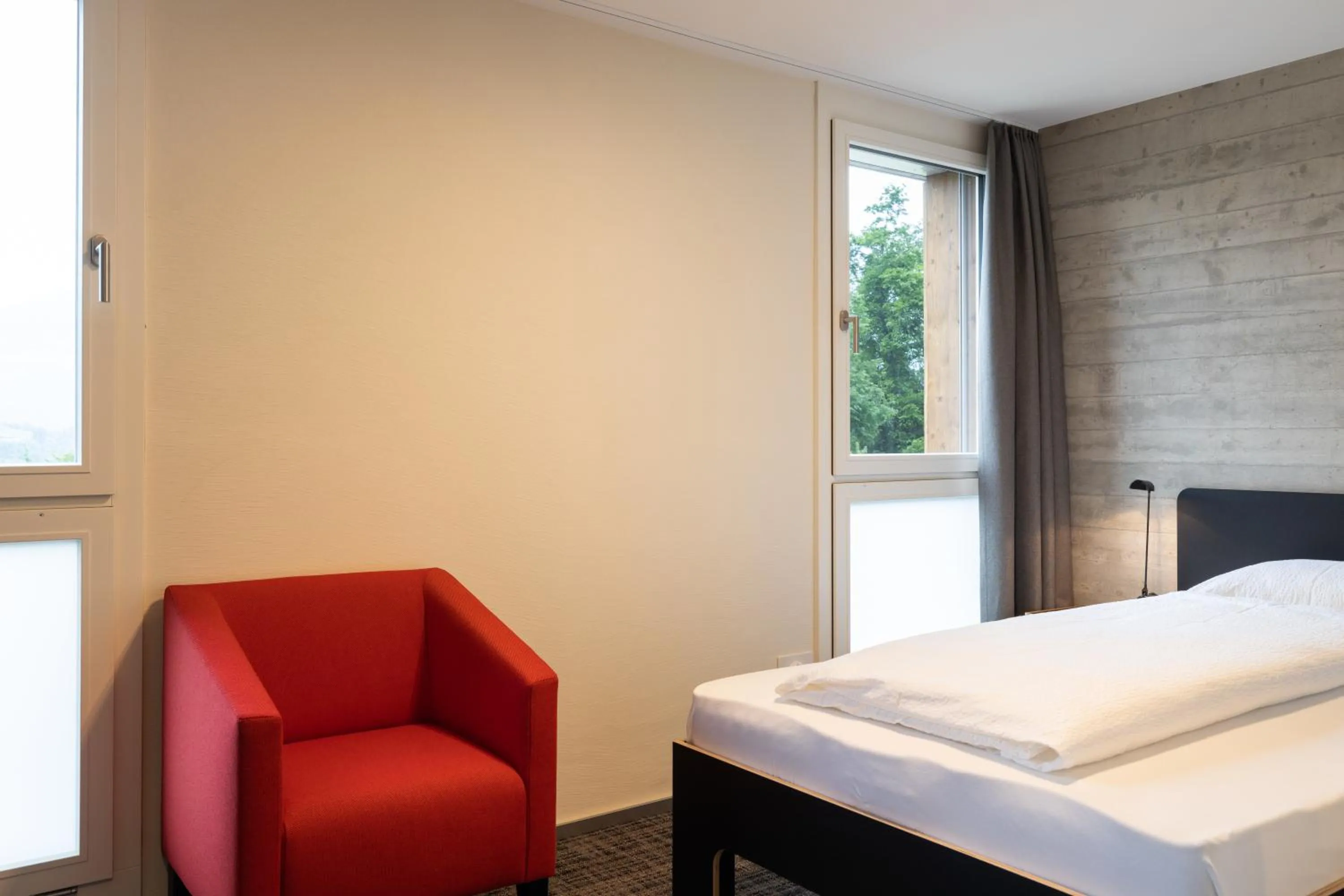 Photo of the whole room, Bed in B&B Hotel Mattli Übernachtung Frühstück