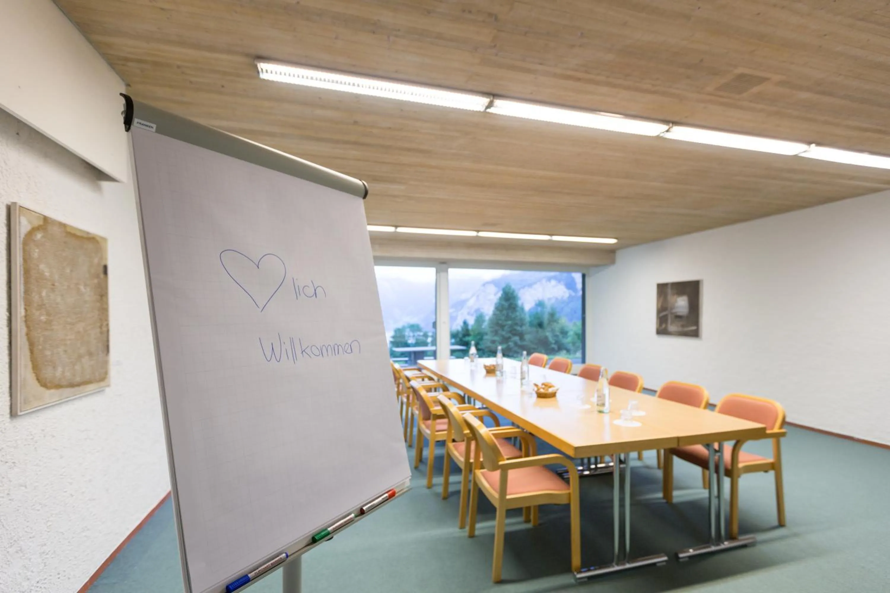 Meeting/conference room in B&B Hotel Mattli Übernachtung Frühstück