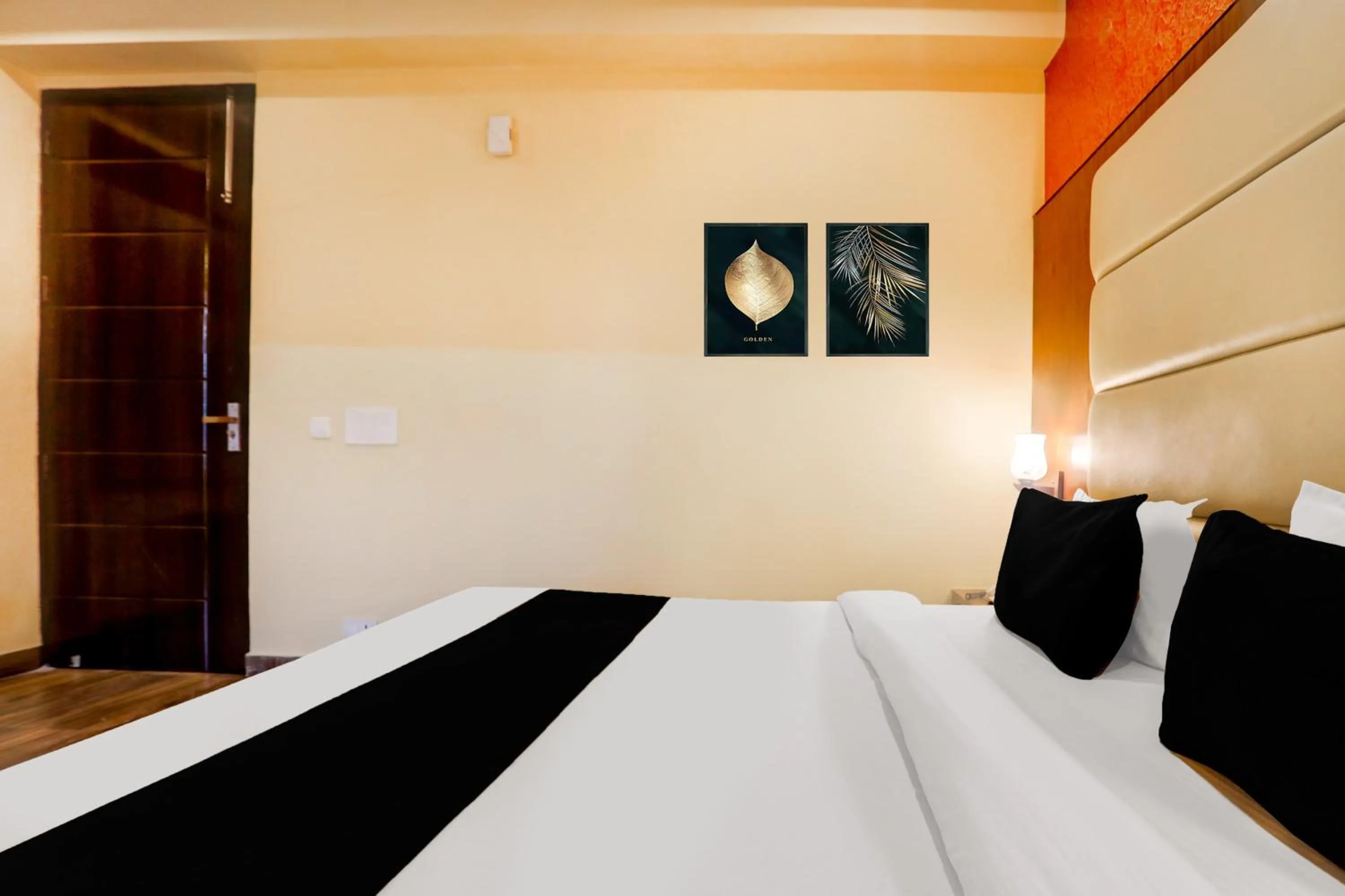 Bedroom, Bed in Townhouse Oak Pacify Hills