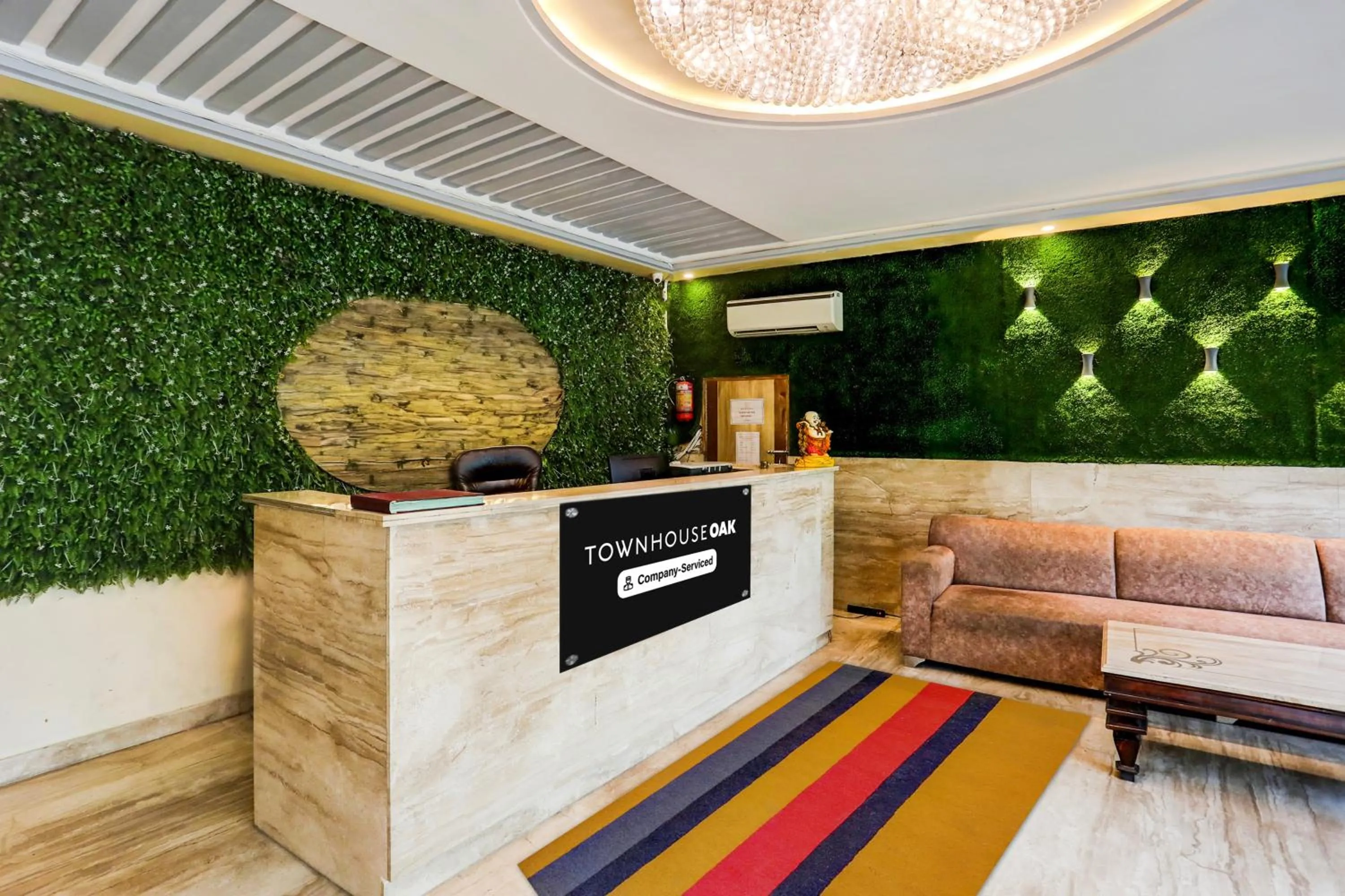 Lobby or reception in Townhouse Oak Pacify Hills