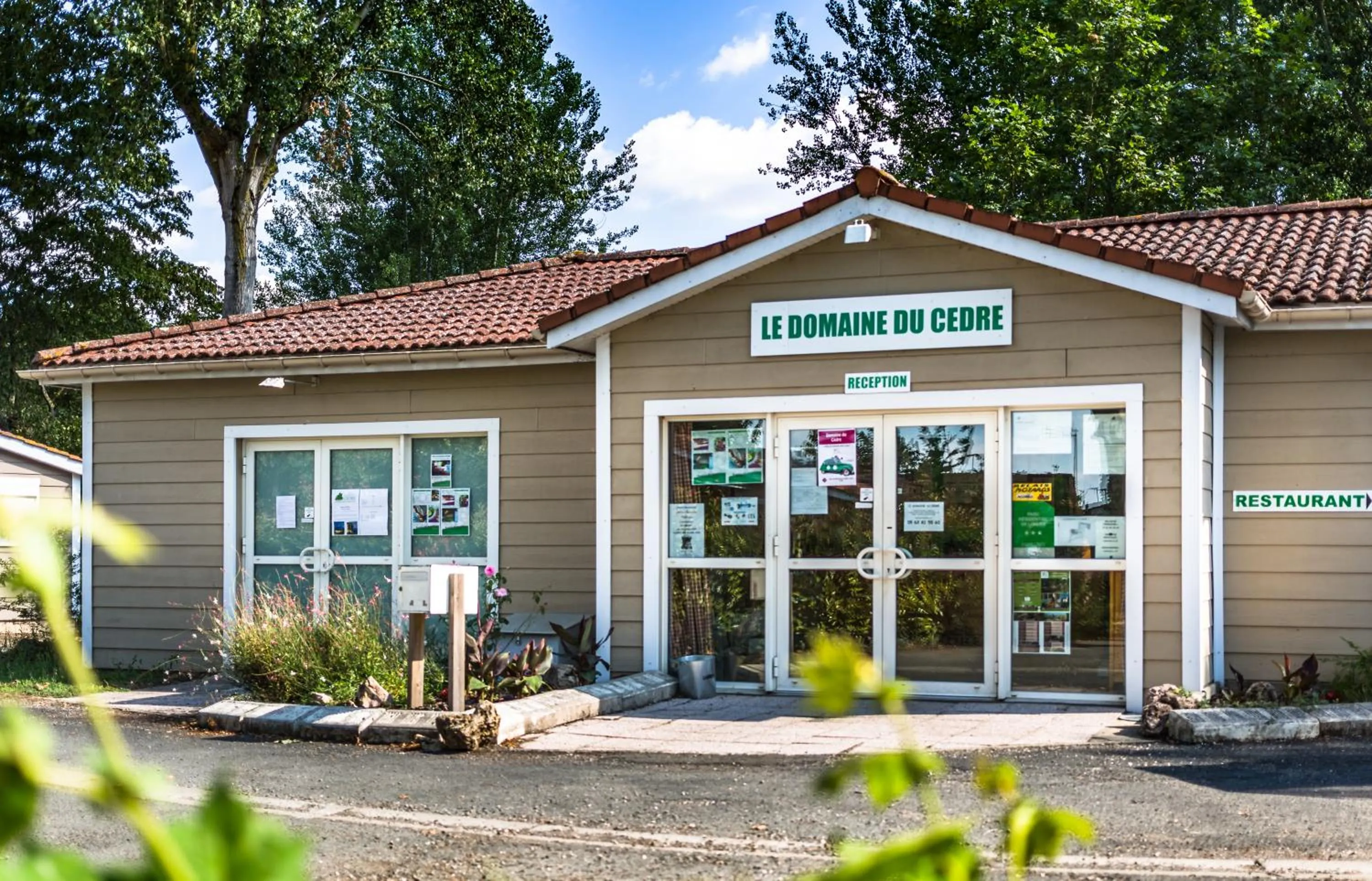 Property building in Le Domaine du Cèdre