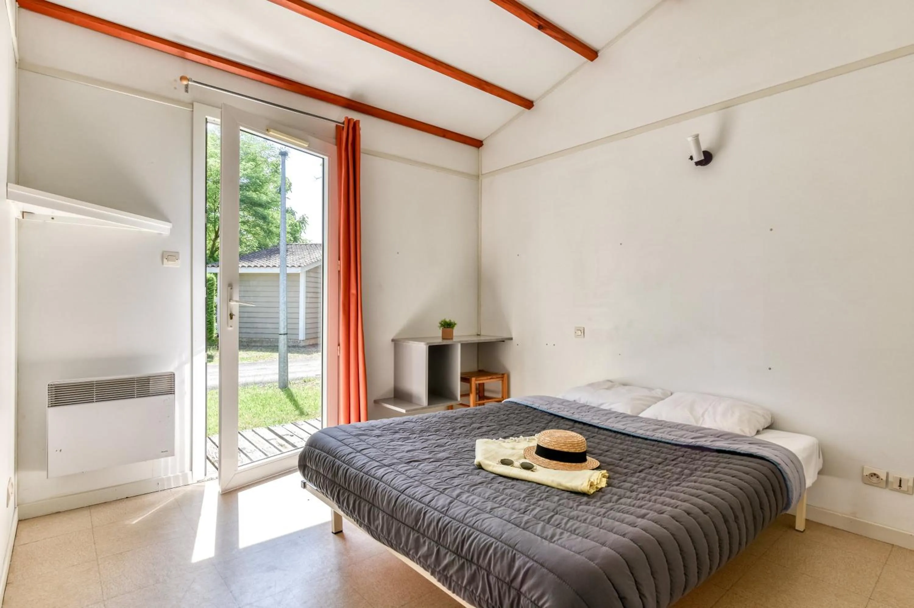 Photo of the whole room in Le Domaine du Cèdre