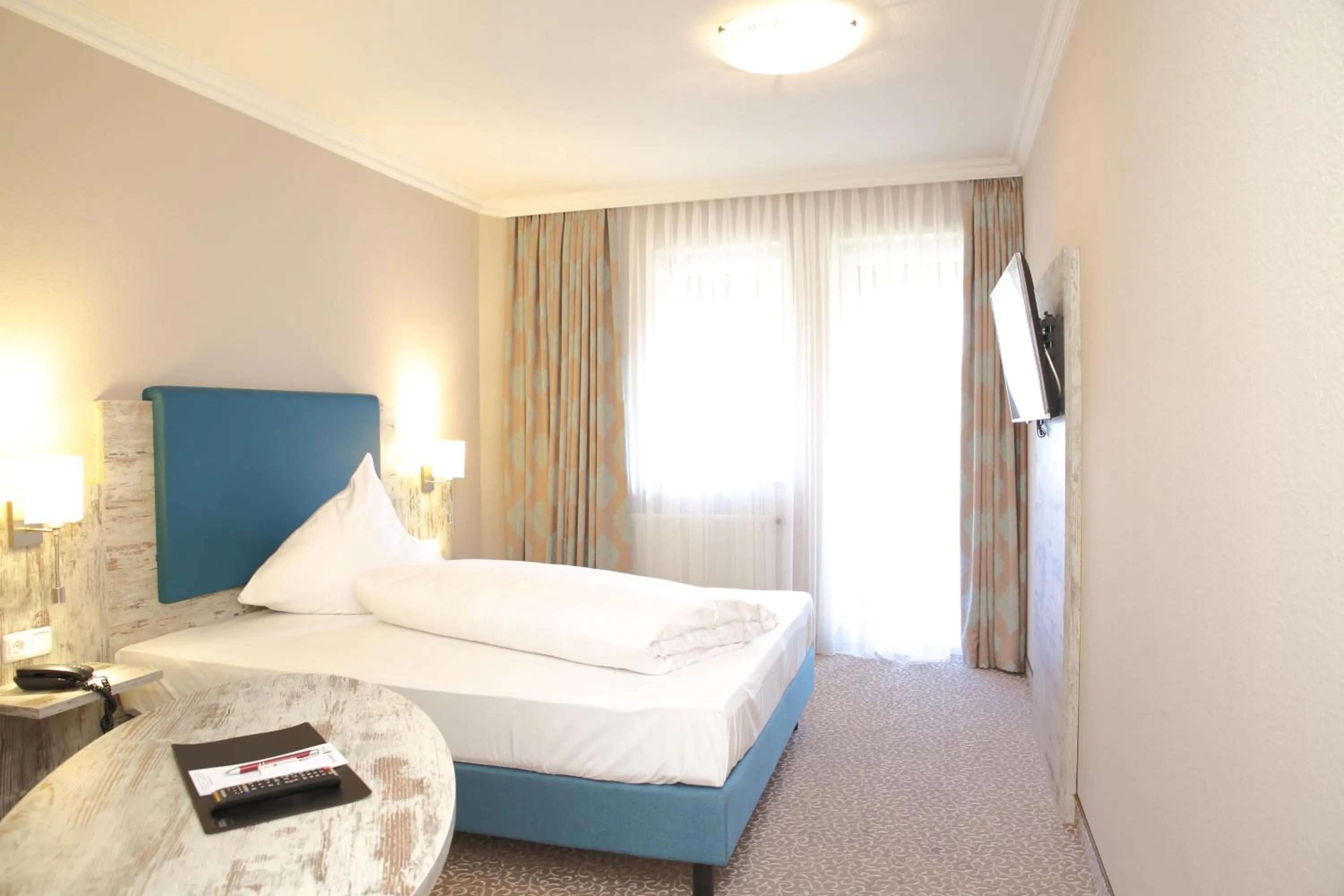 Photo of the whole room, Bed in Hotel Römerstadt