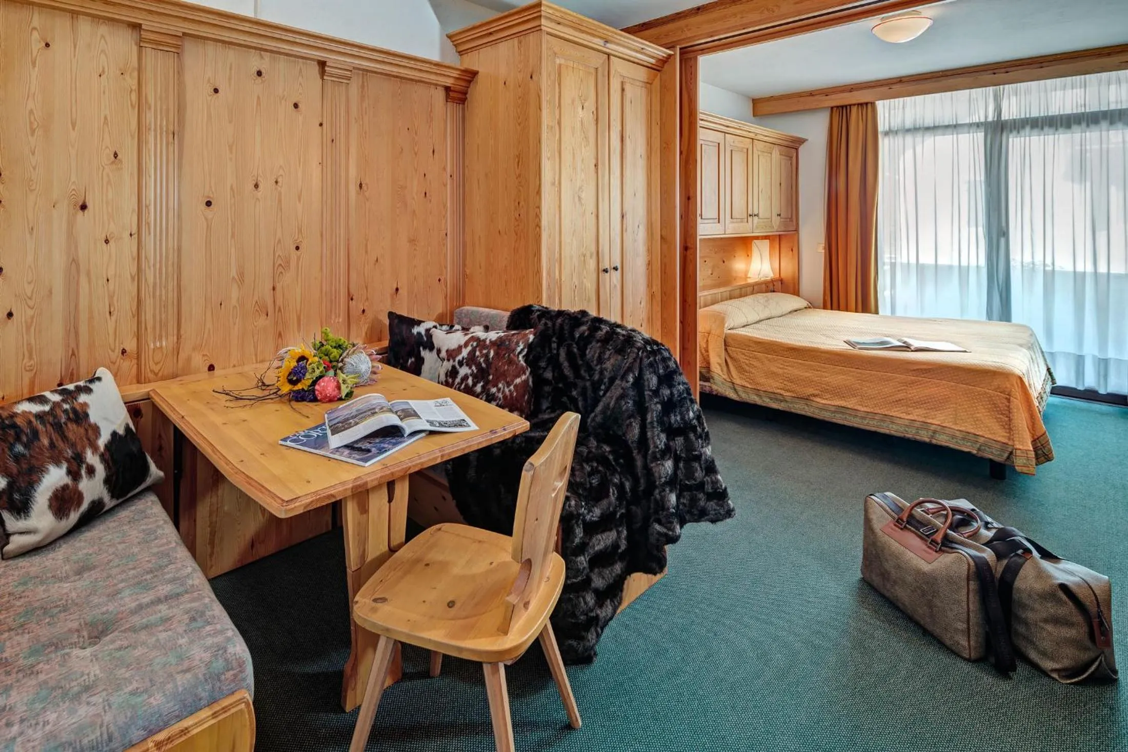 Bedroom, Bed in Hotel Cristallino d'Ampezzo